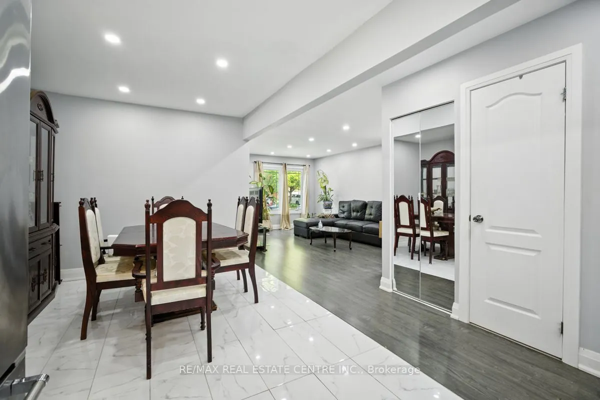 21 Chopin Crescent