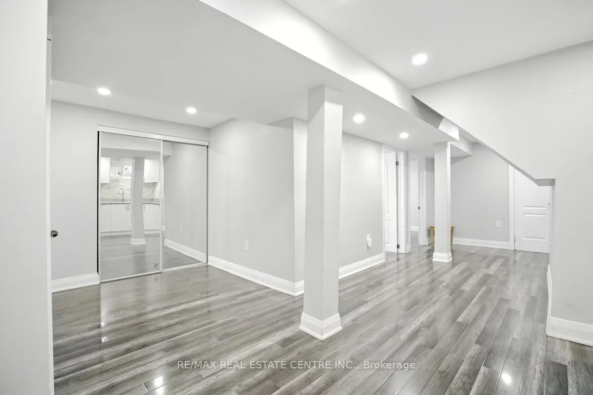 21 Chopin Crescent