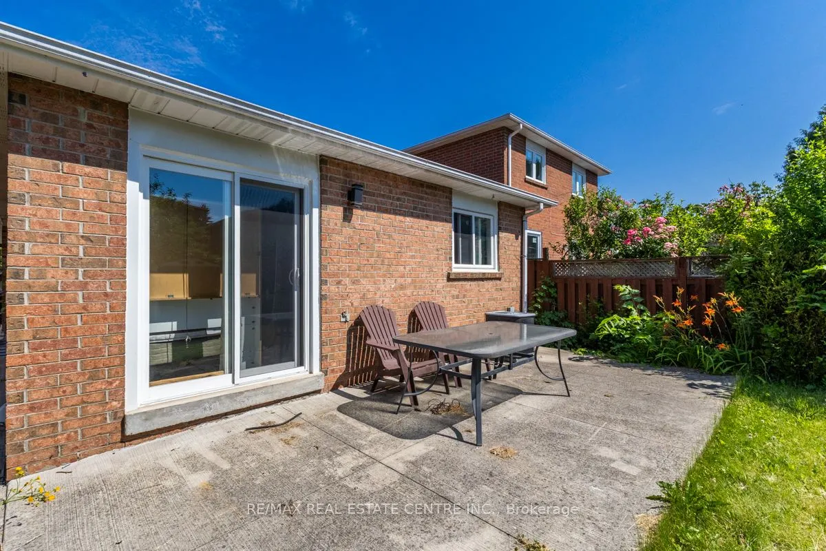 21 Chopin Crescent