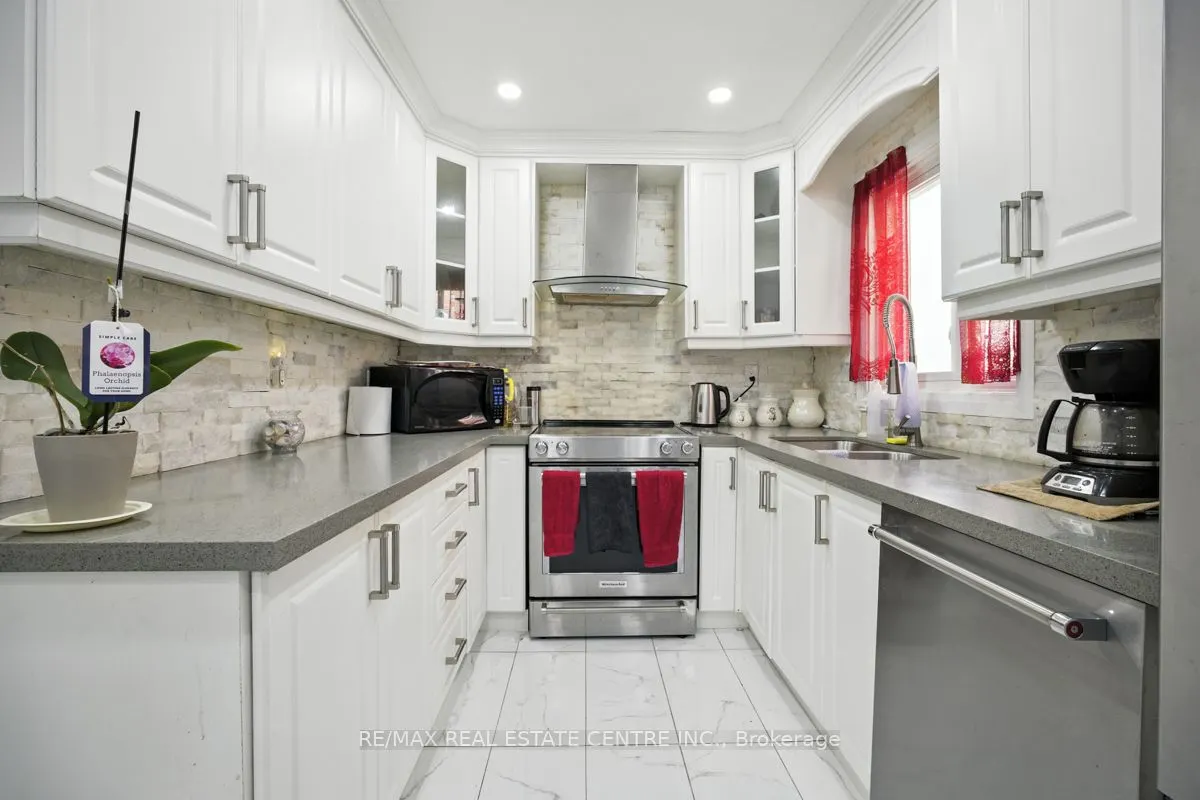 21 Chopin Crescent