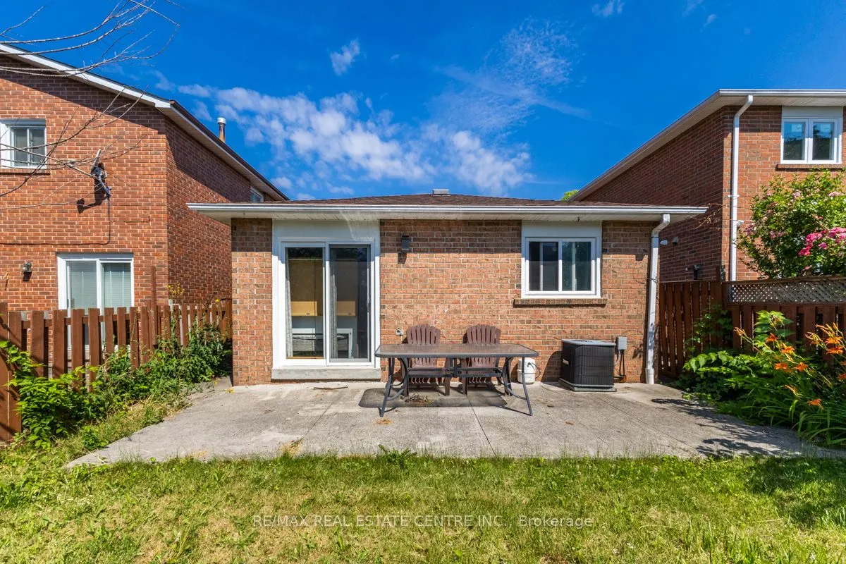 21 Chopin Crescent