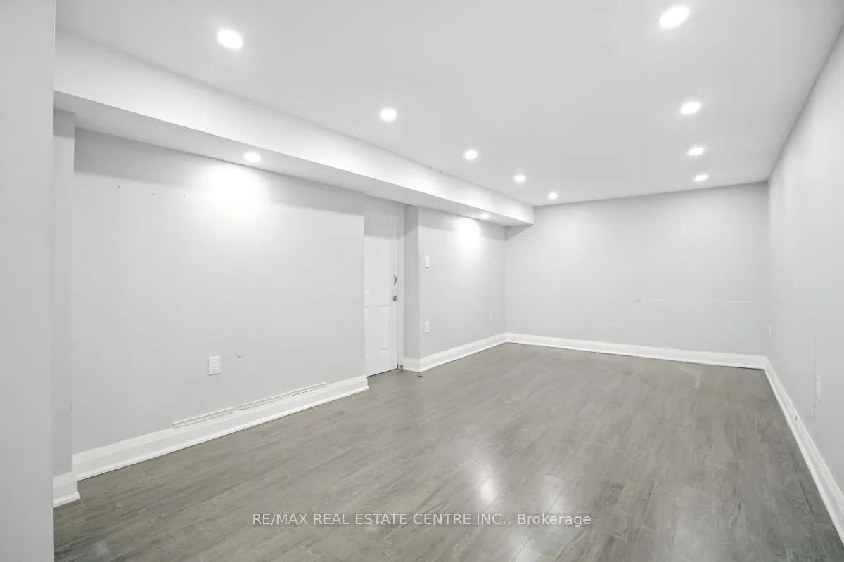 21 Chopin Crescent