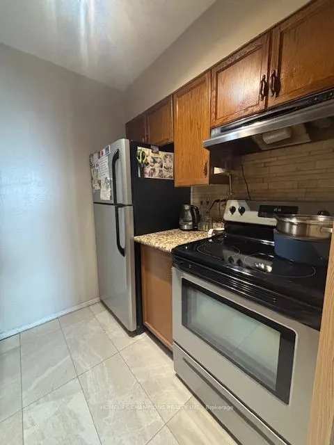 200 Lotherton Pathway, #508