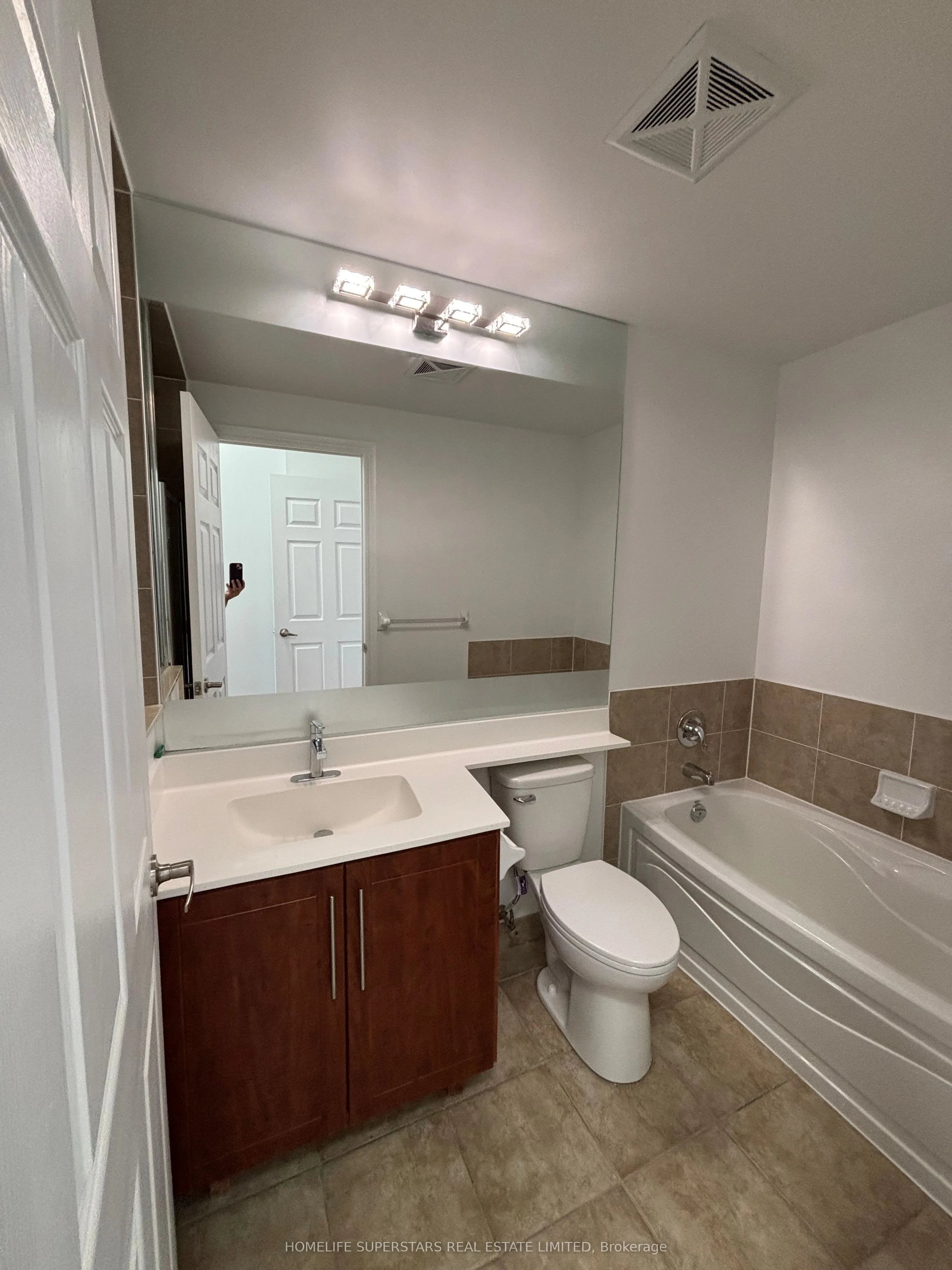 310 Burnhamthorpe Road, #2906