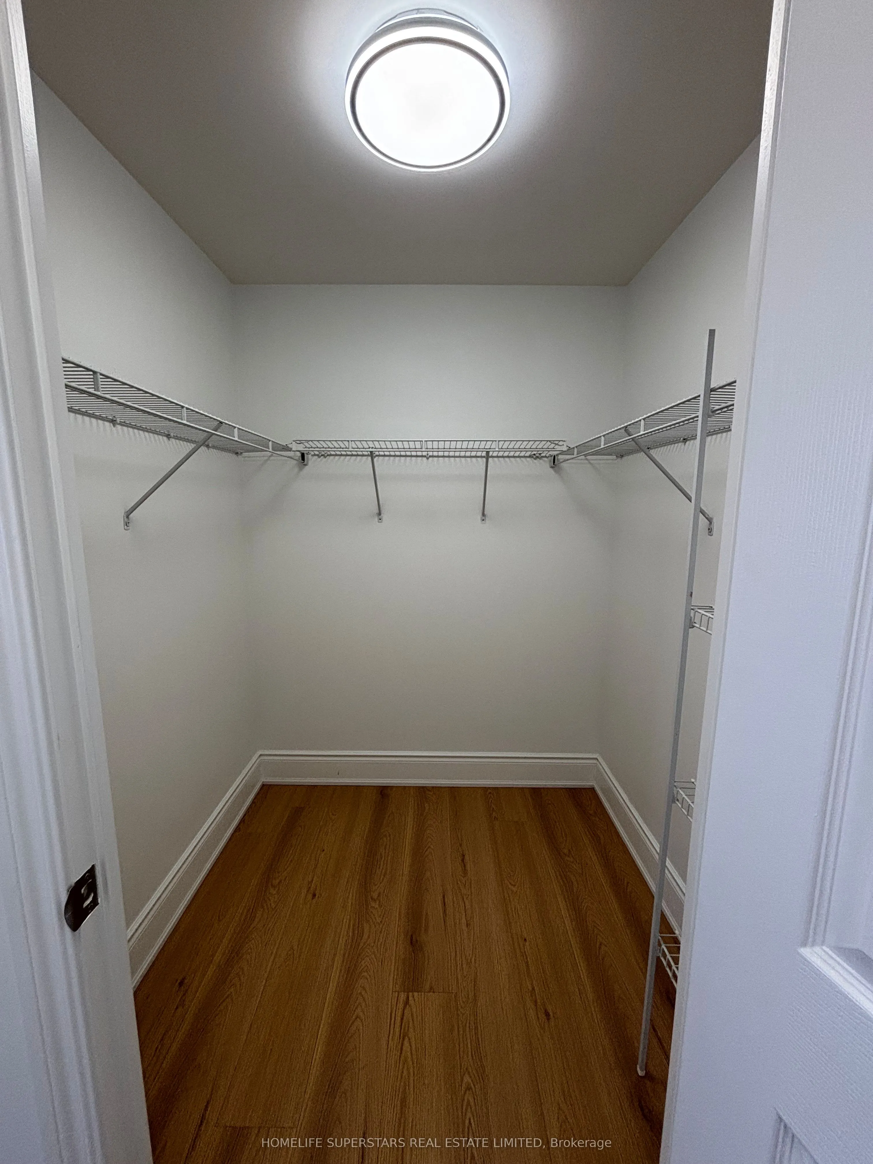 310 Burnhamthorpe Road, #2906