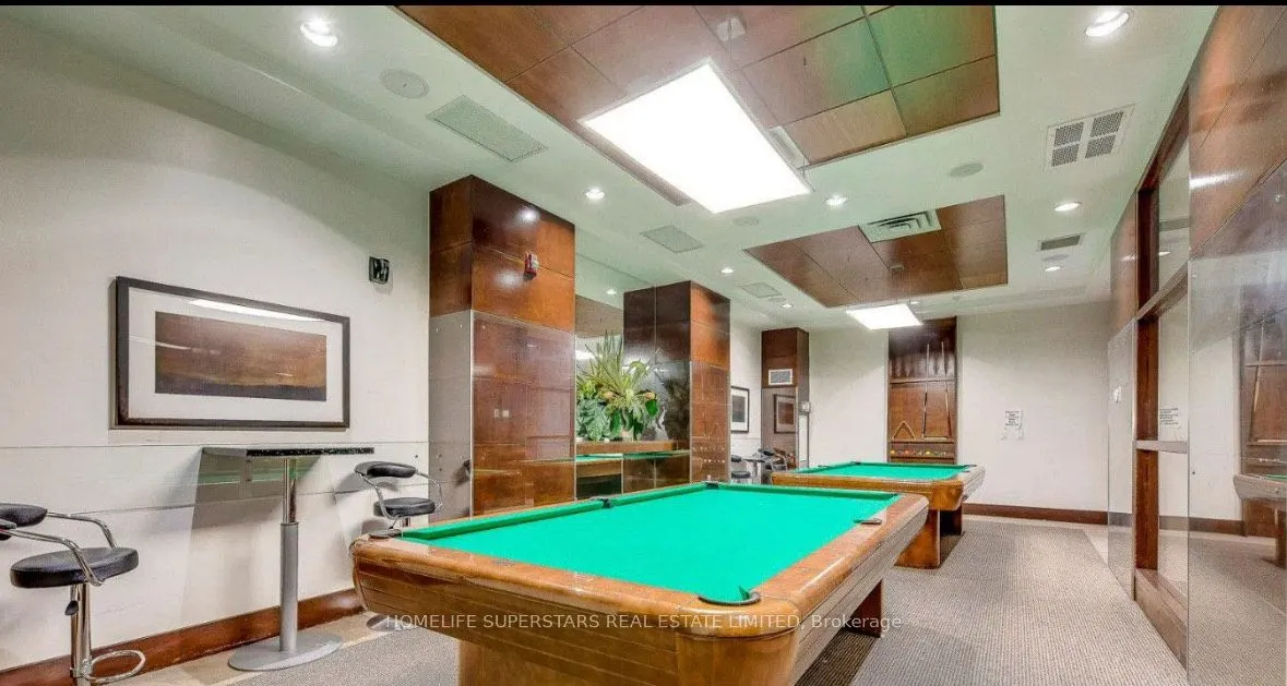 310 Burnhamthorpe Road, #2906