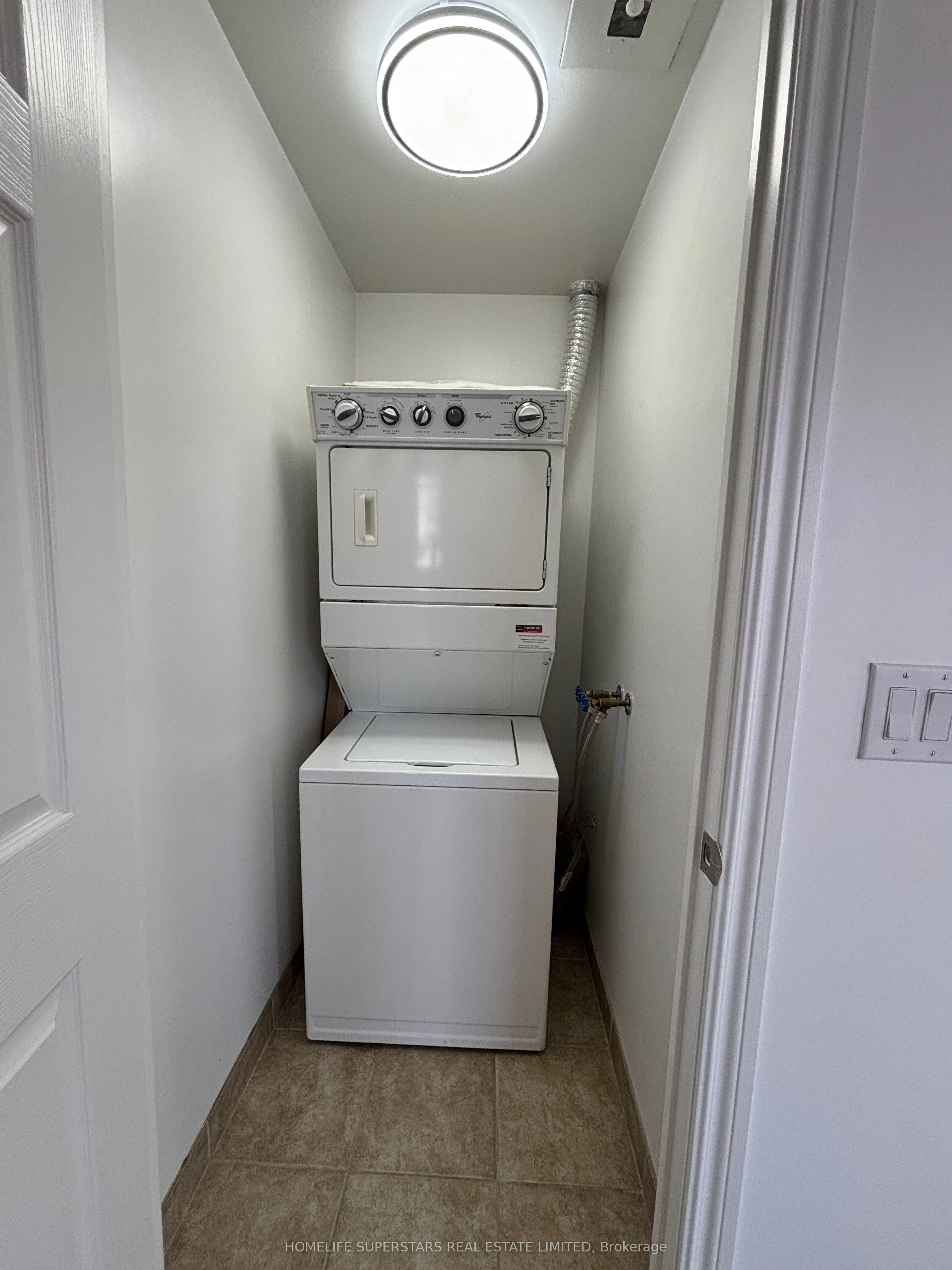 310 Burnhamthorpe Road, #2906