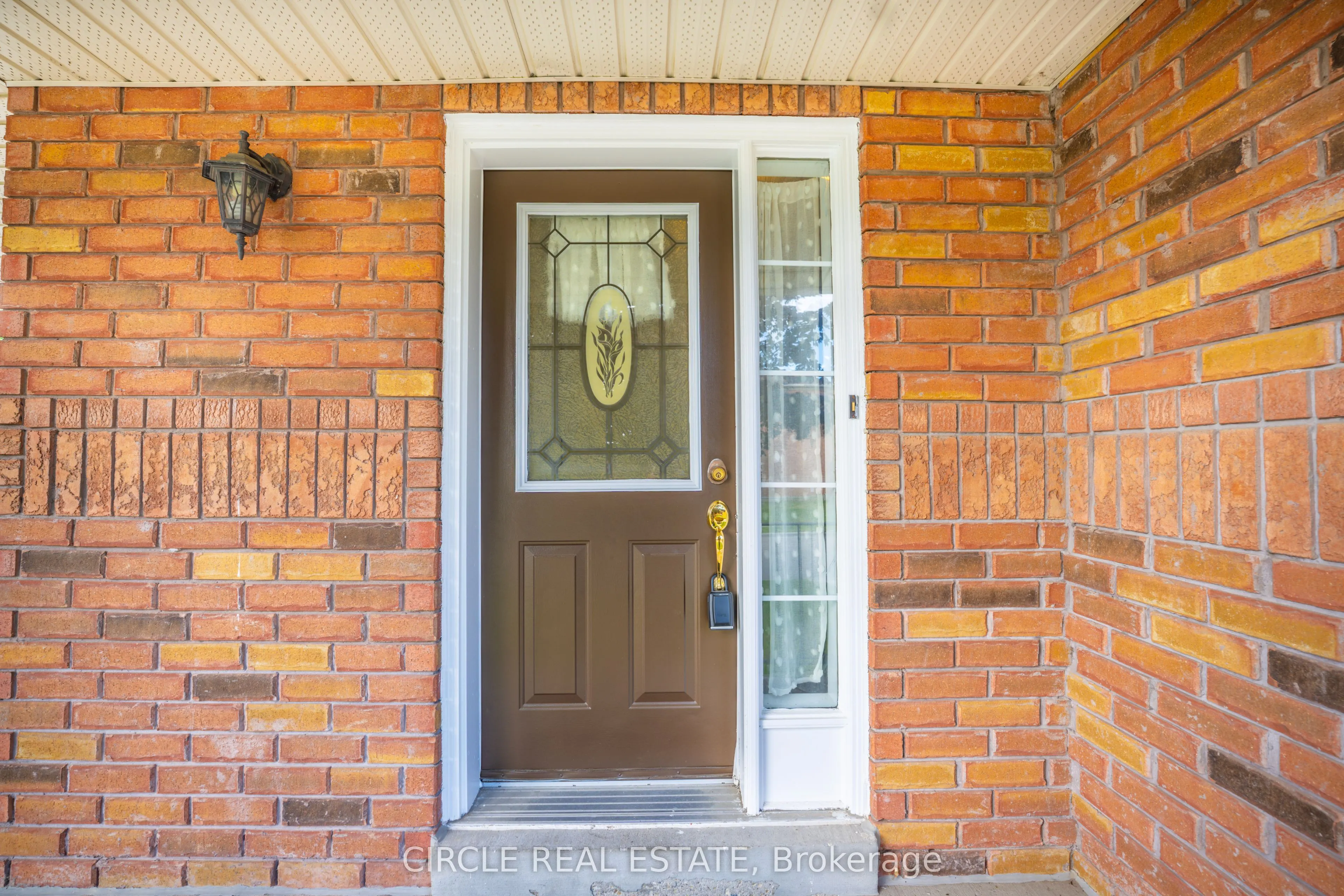 10 Gold Park Pl