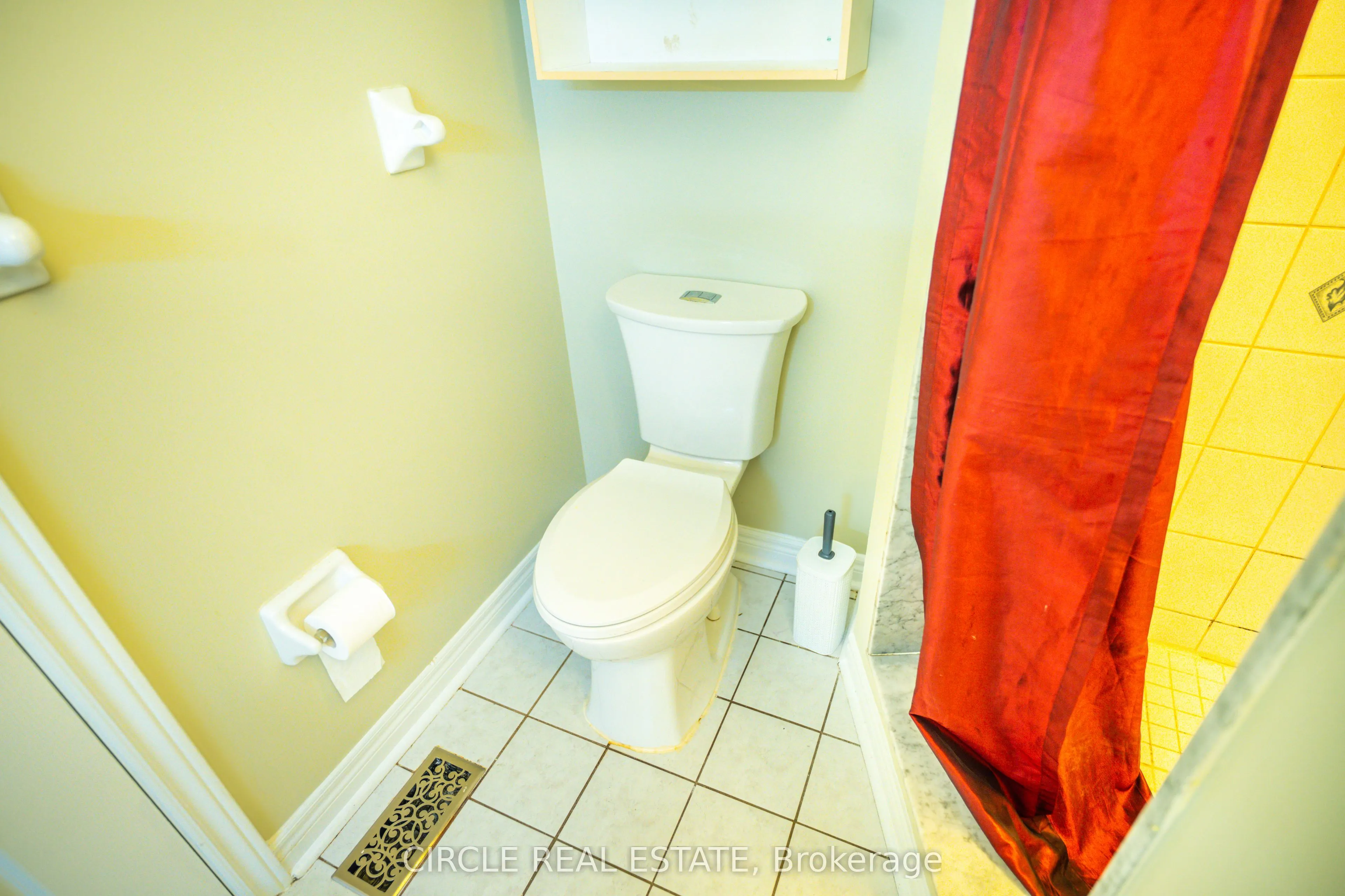 10 Gold Park Pl