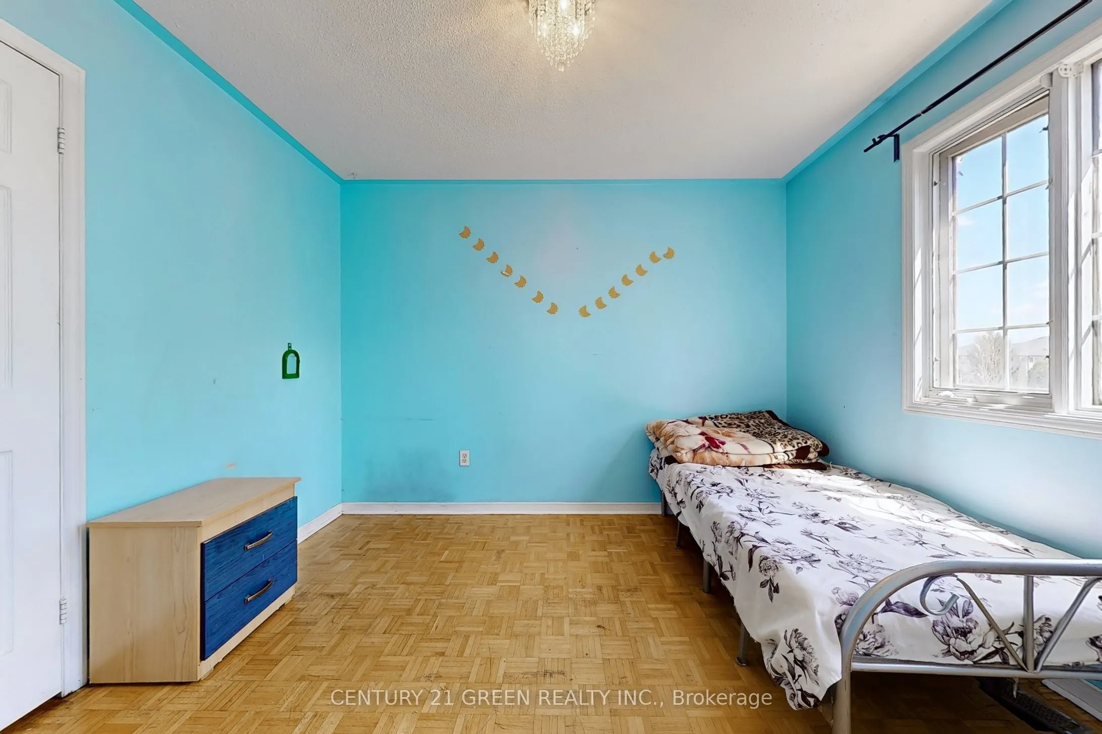 26 Dolphin Song Crescent