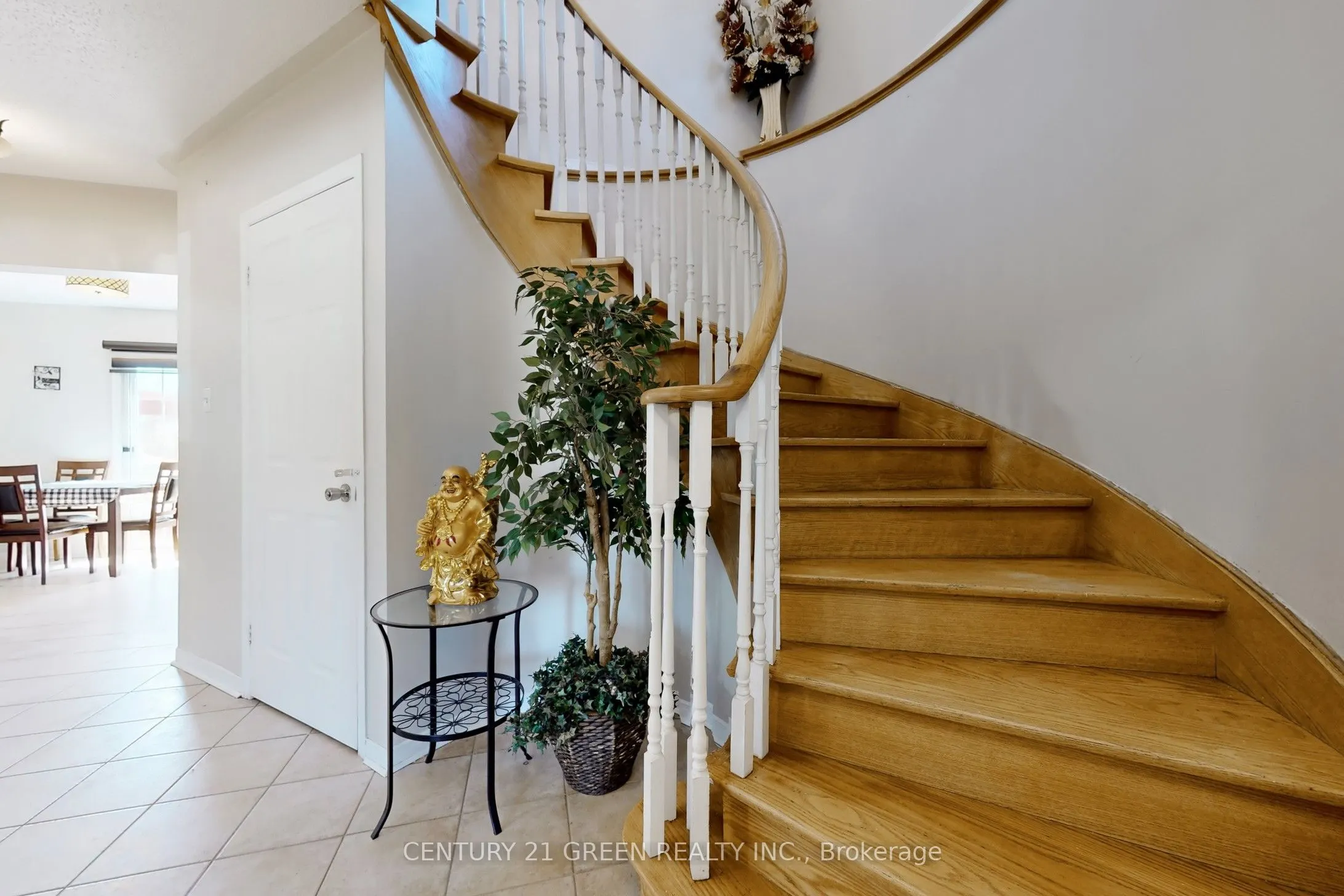 26 Dolphin Song Crescent