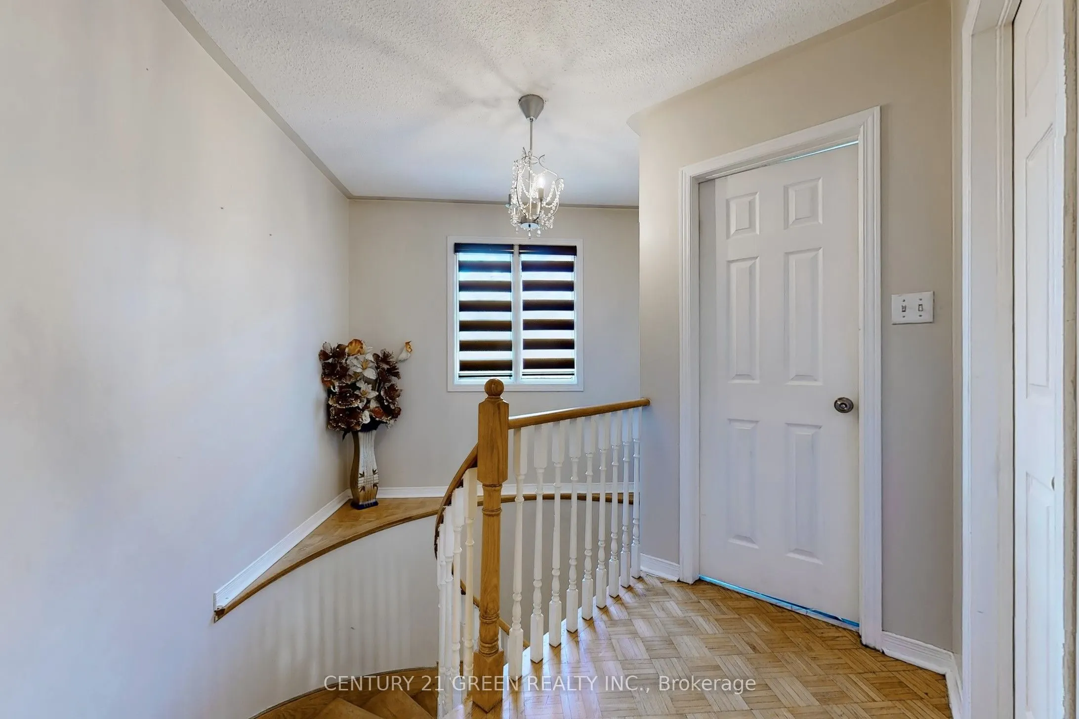 26 Dolphin Song Crescent