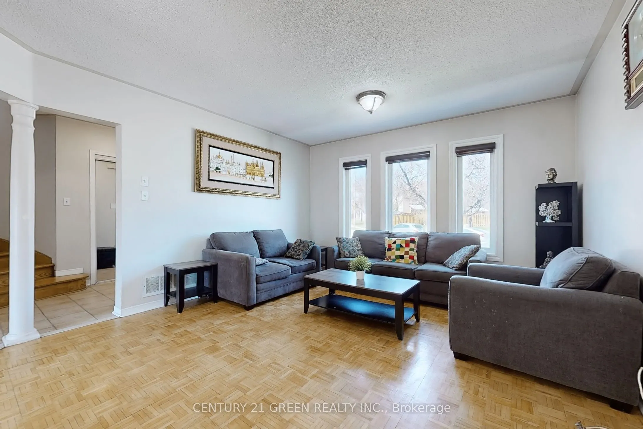 26 Dolphin Song Crescent