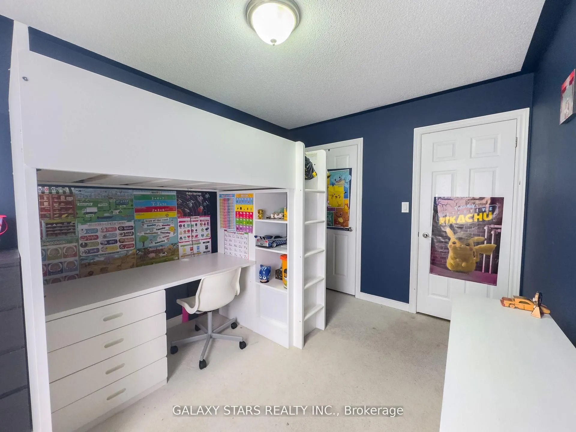 5 Aspenview Avenue