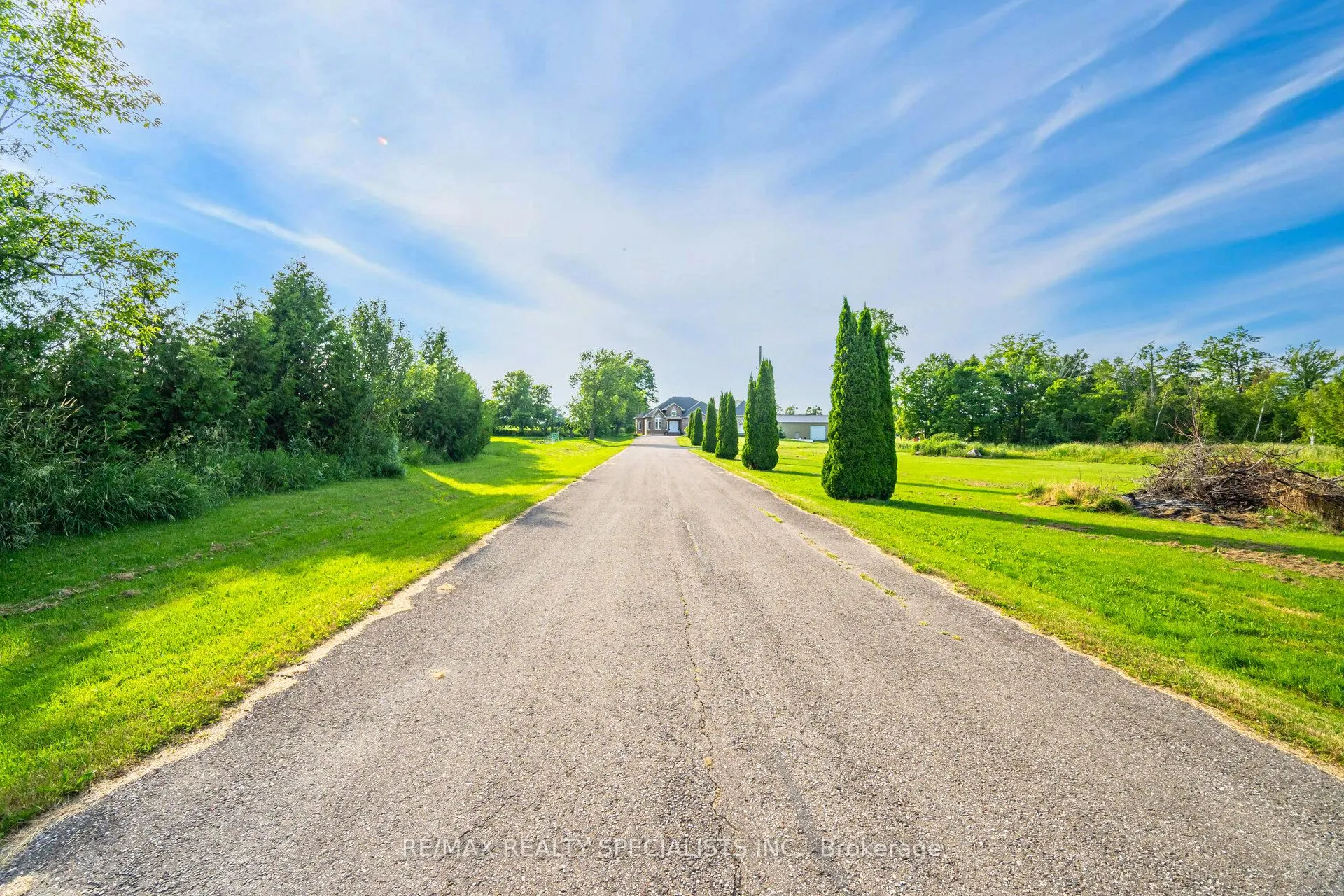 5246 Beech Grove Side Road