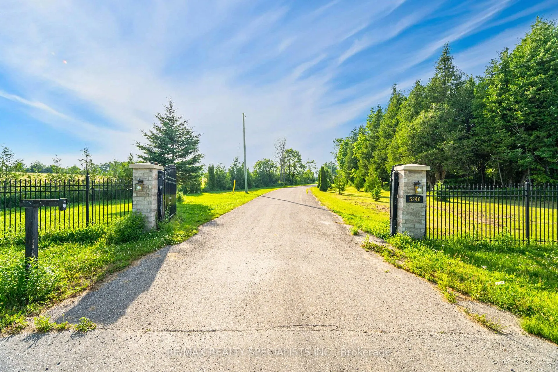 5246 Beech Grove Side Road