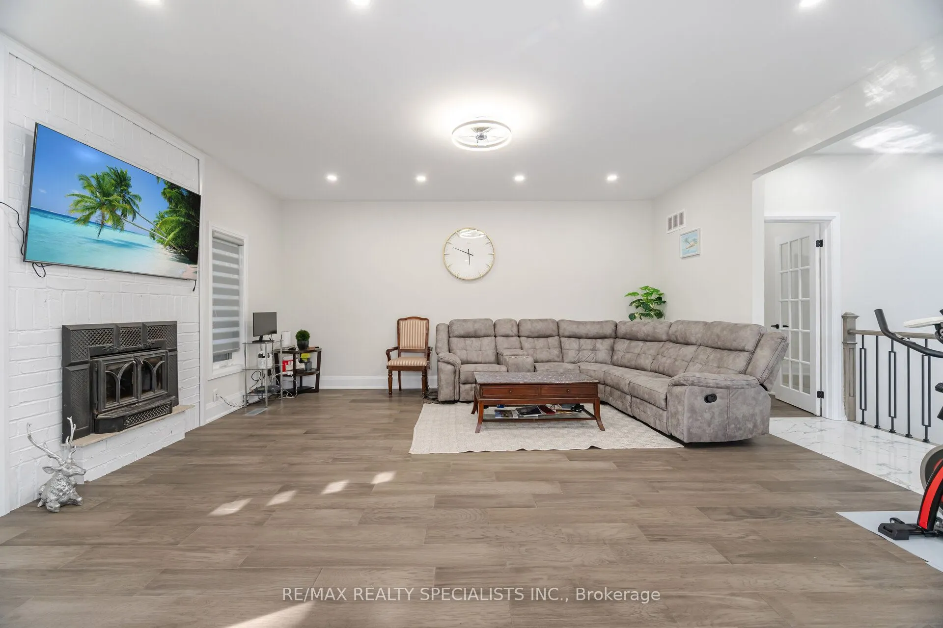 5246 Beech Grove Side Road