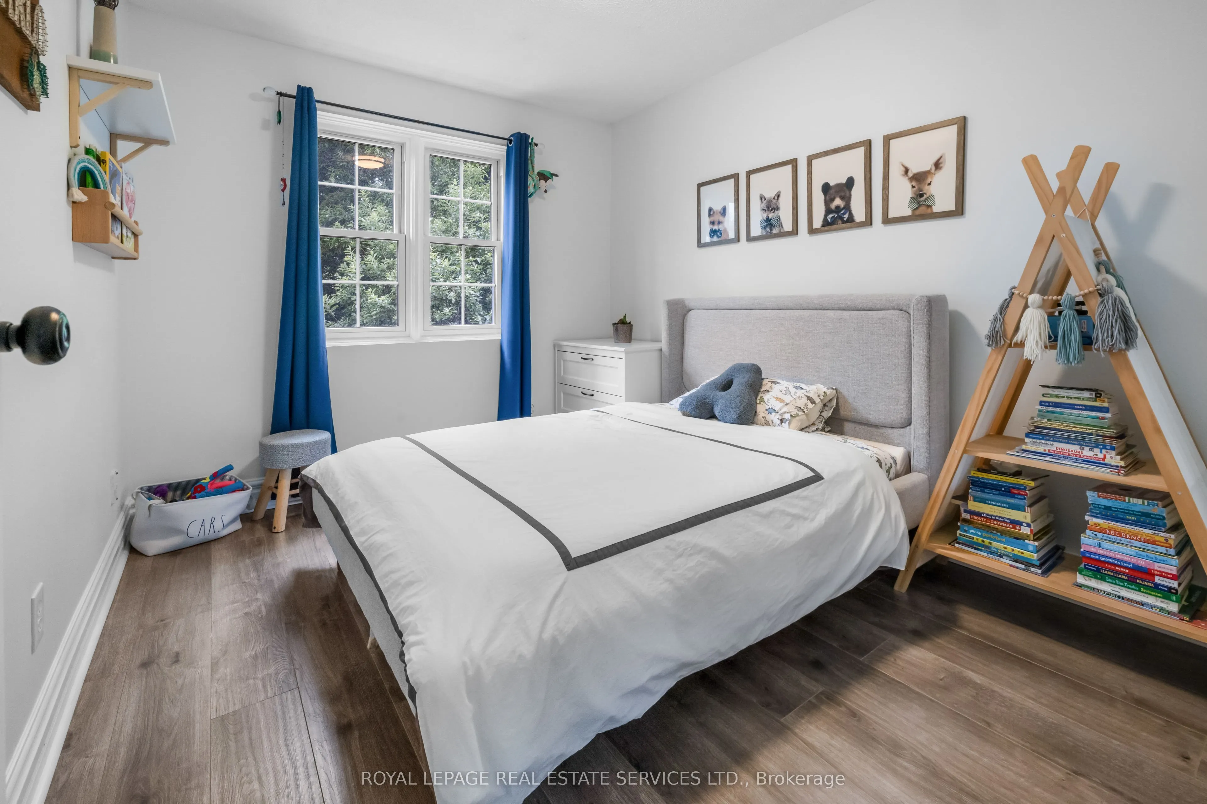 2120 Rathburn Road E, #38