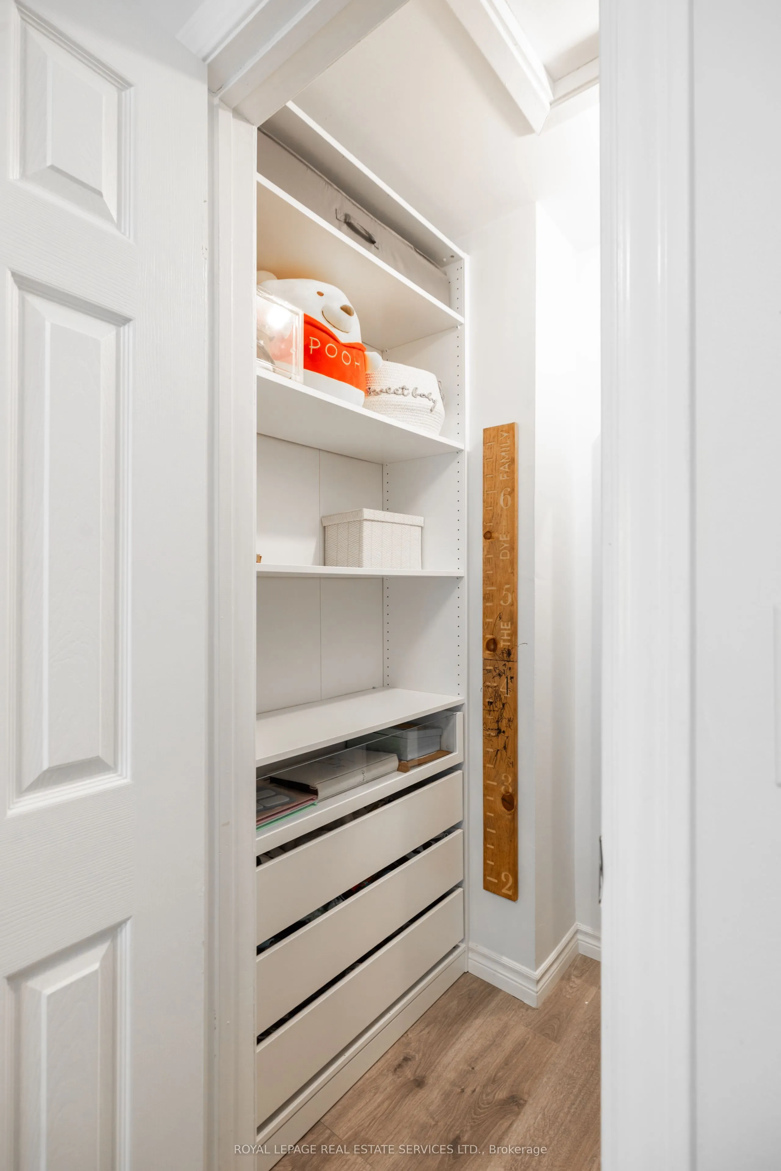2120 Rathburn Road E, #38
