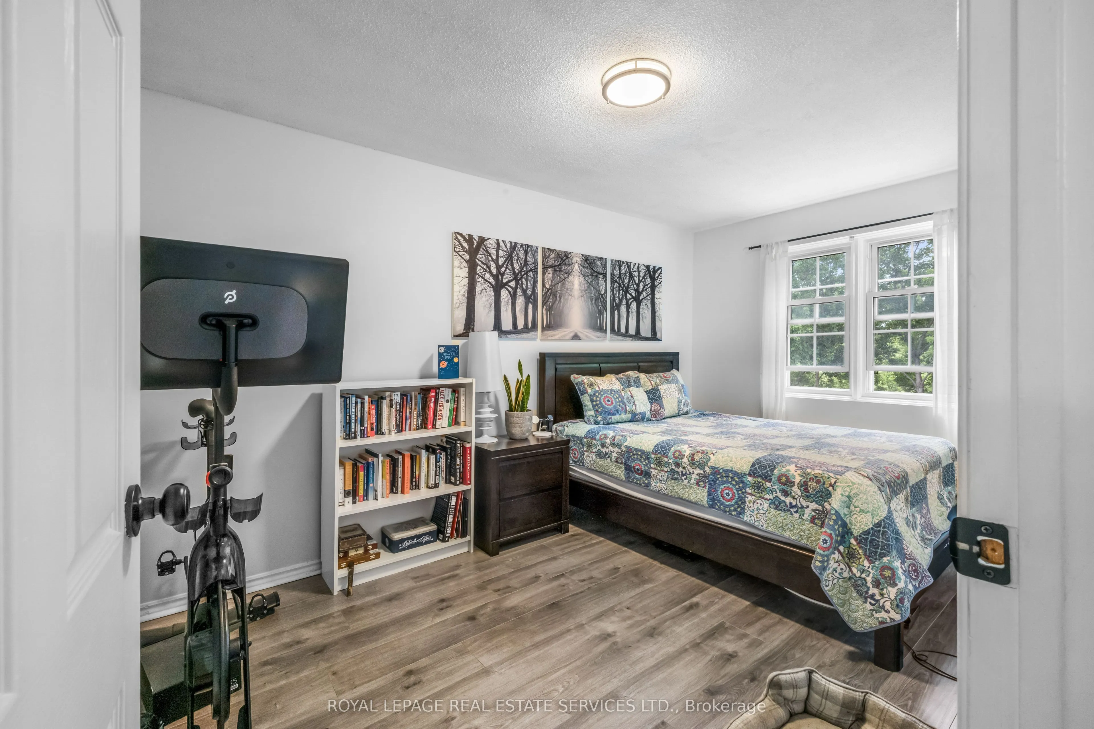 2120 Rathburn Road E, #38