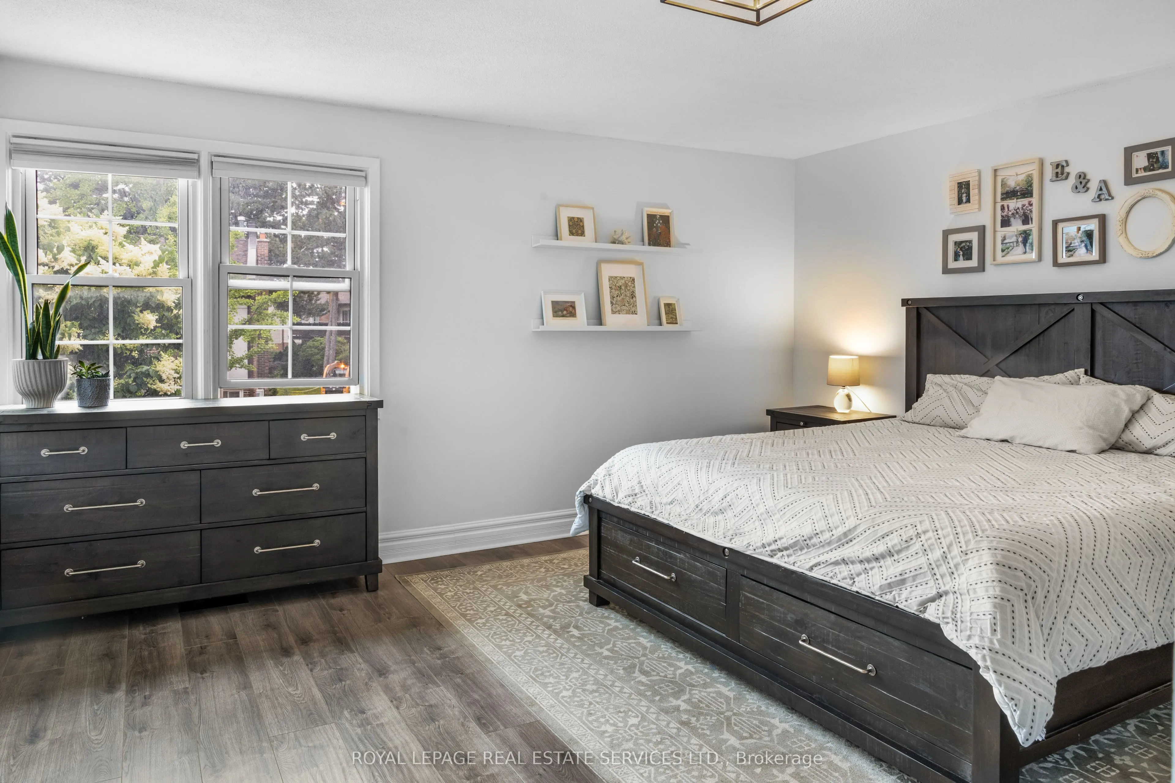 2120 Rathburn Road E, #38