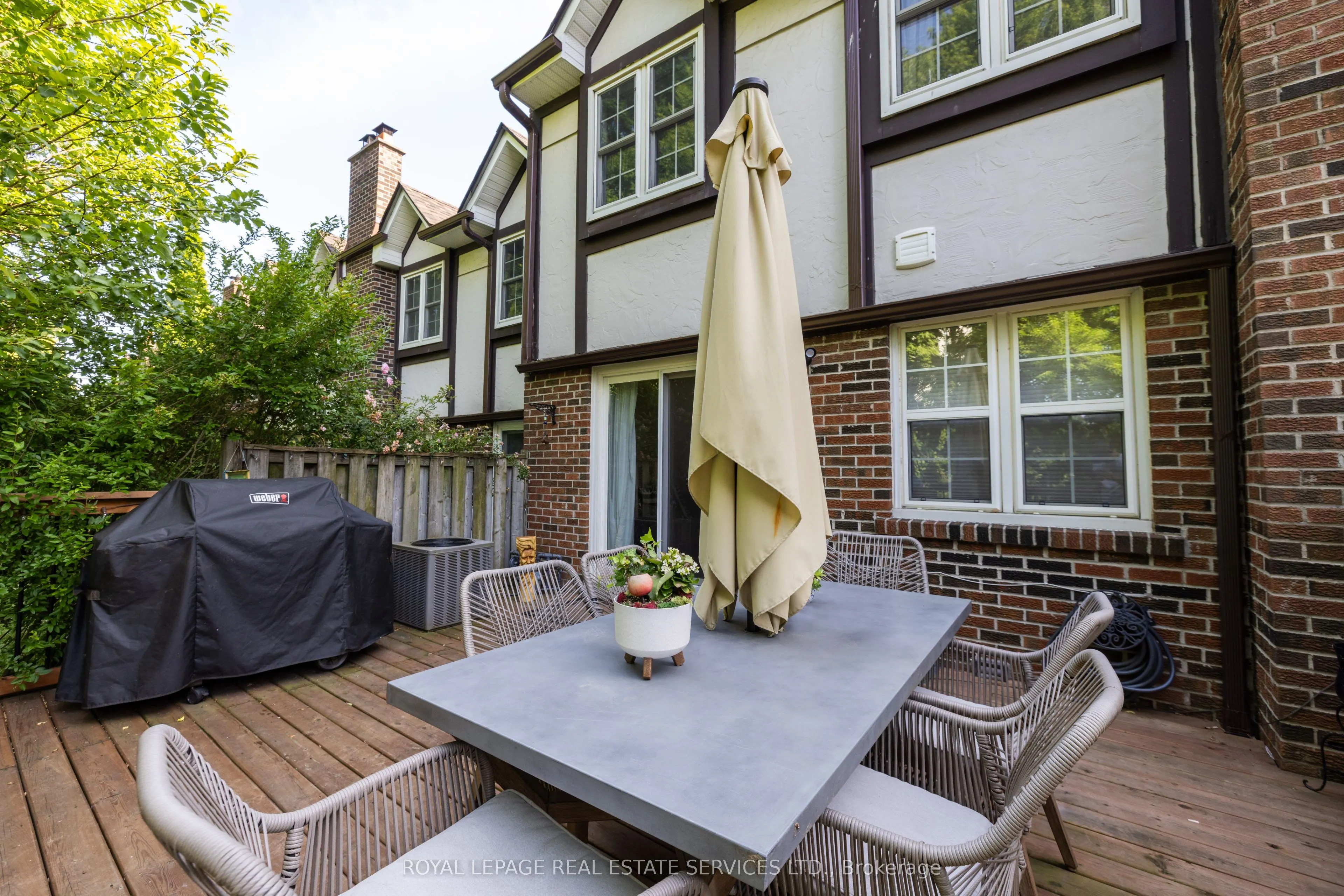 2120 Rathburn Road E, #38