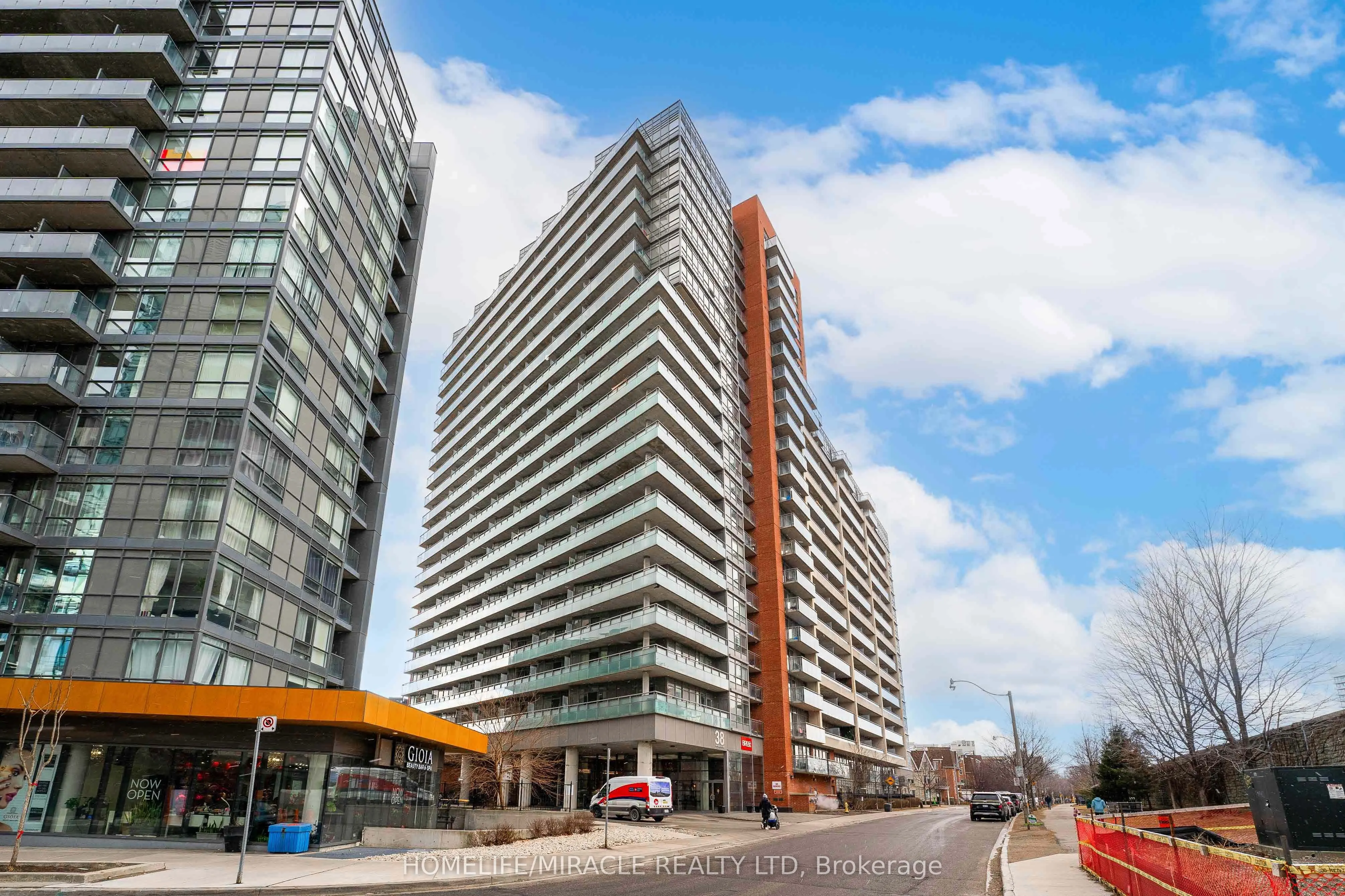 38 Joe Shuster Way, #1110