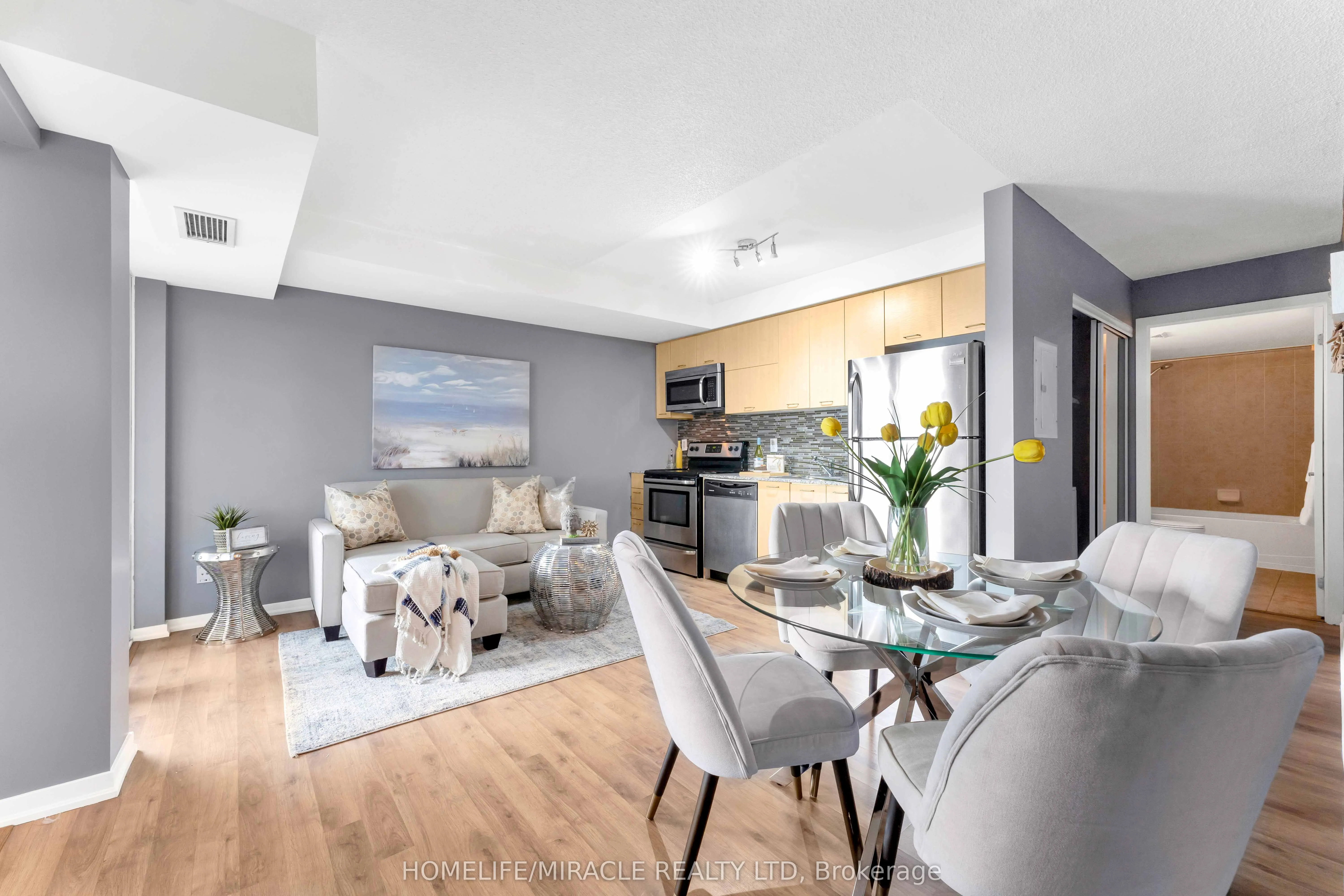 38 Joe Shuster Way, #1110