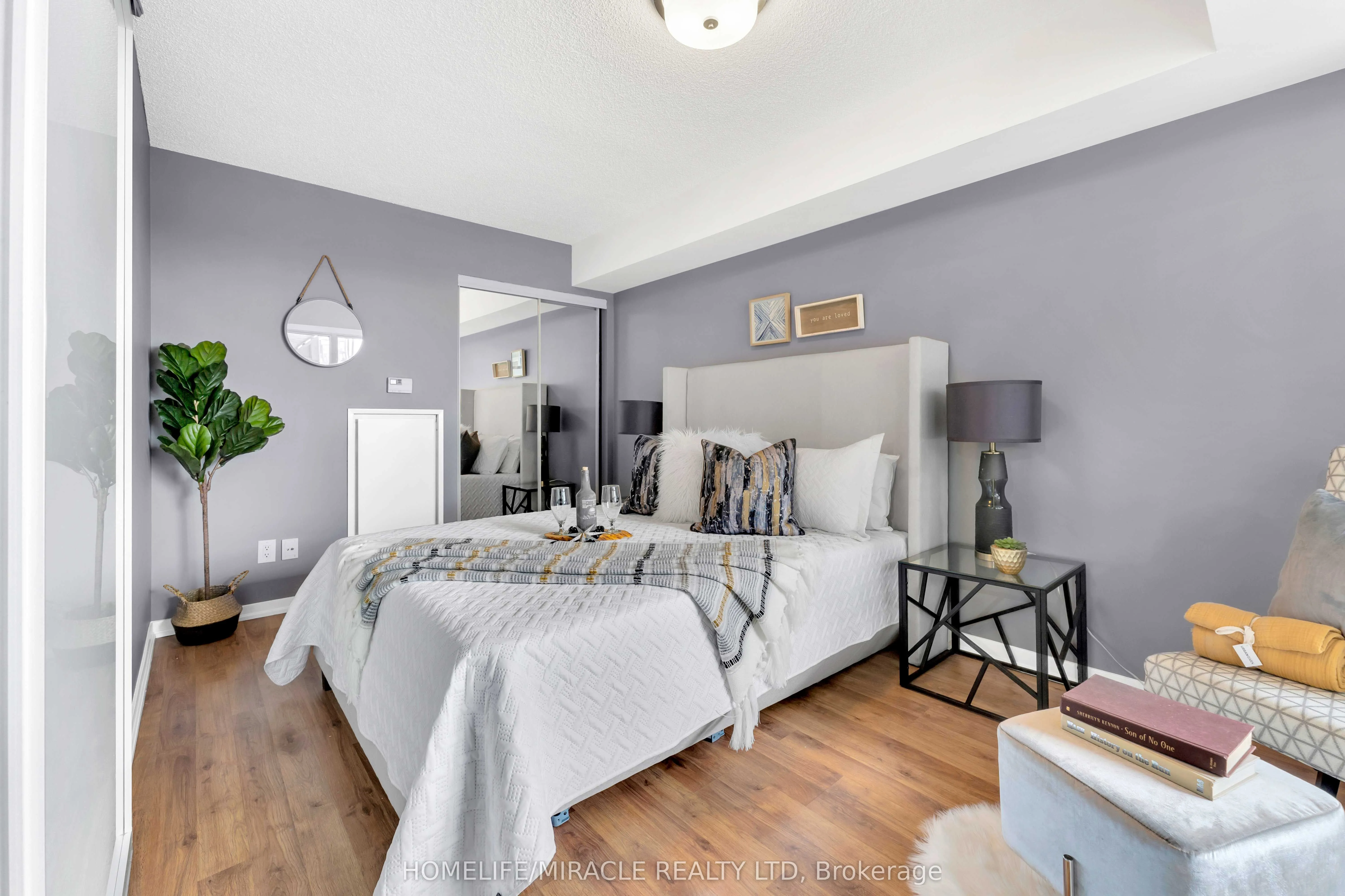 38 Joe Shuster Way, #1110