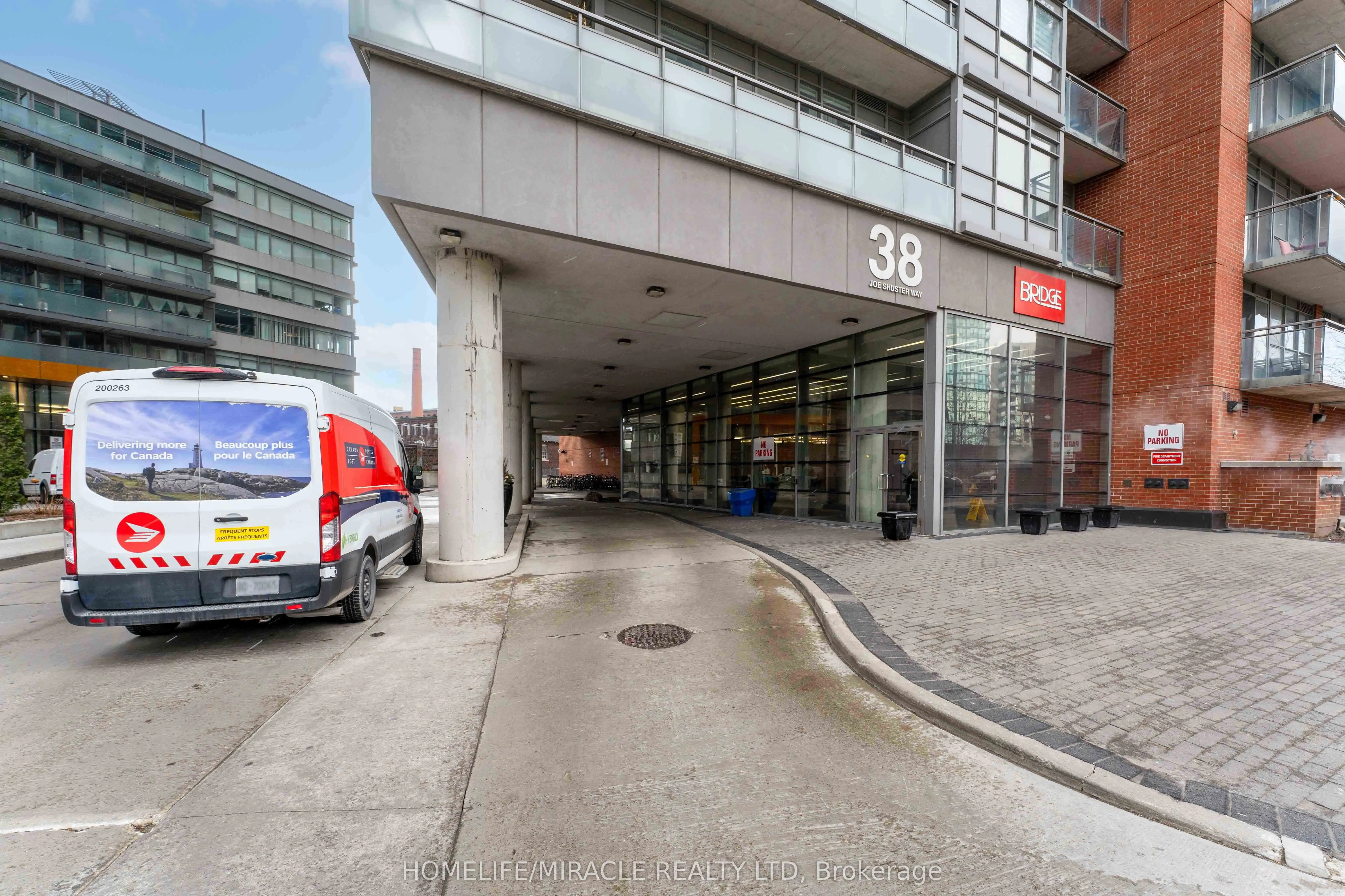 38 Joe Shuster Way, #1110