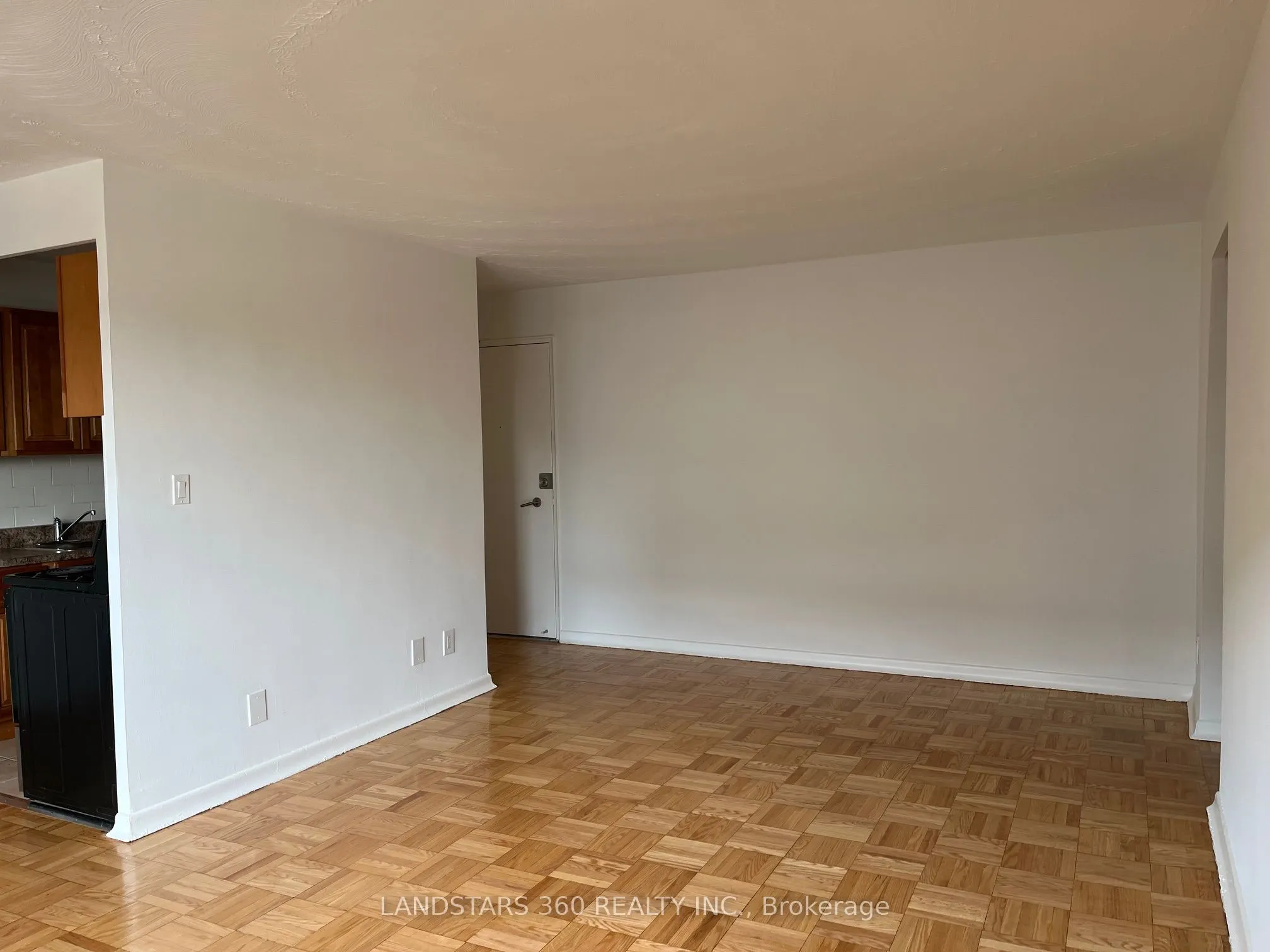 31 Paxtonia Boulevard, #214