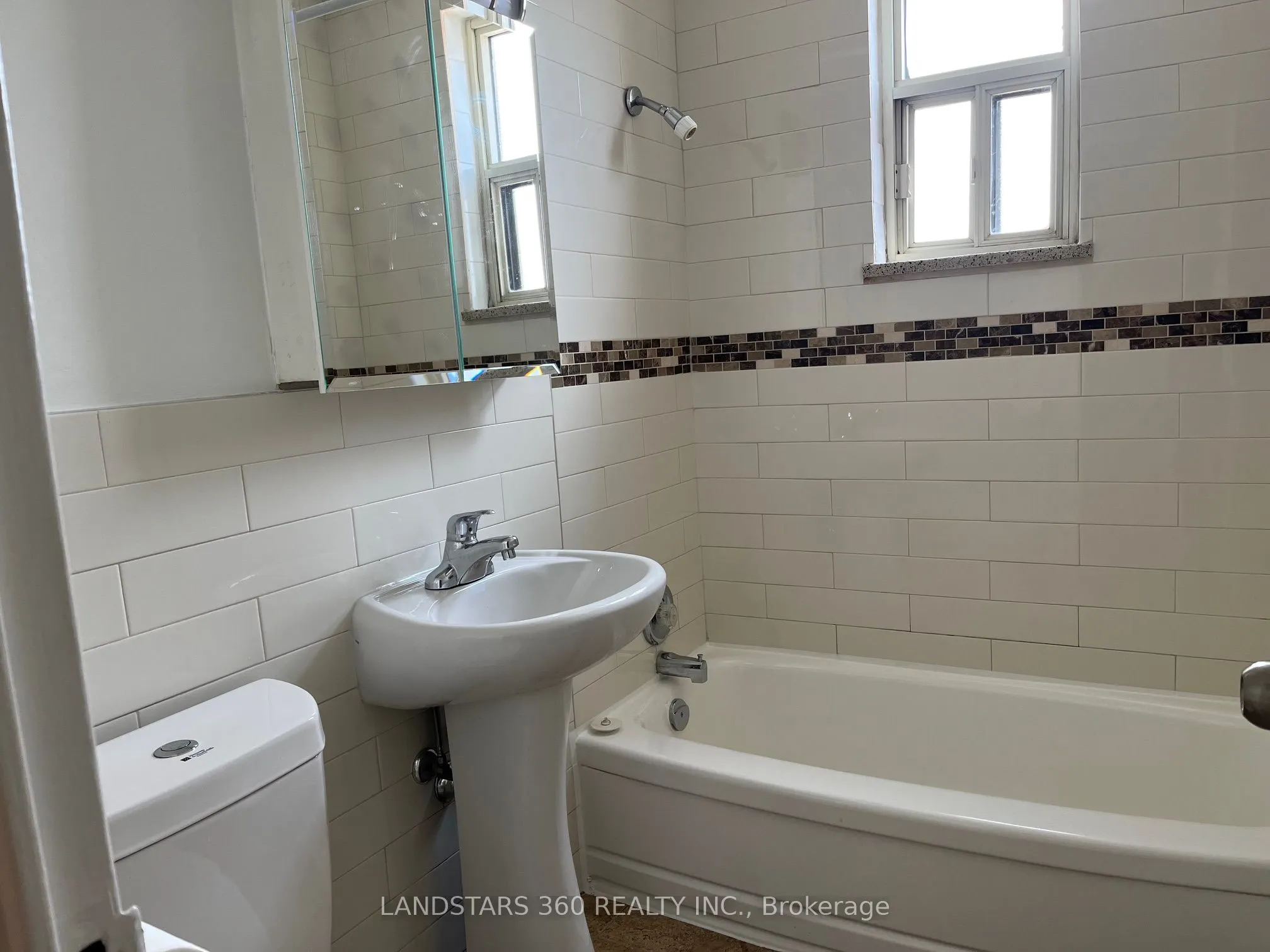 31 Paxtonia Boulevard, #214
