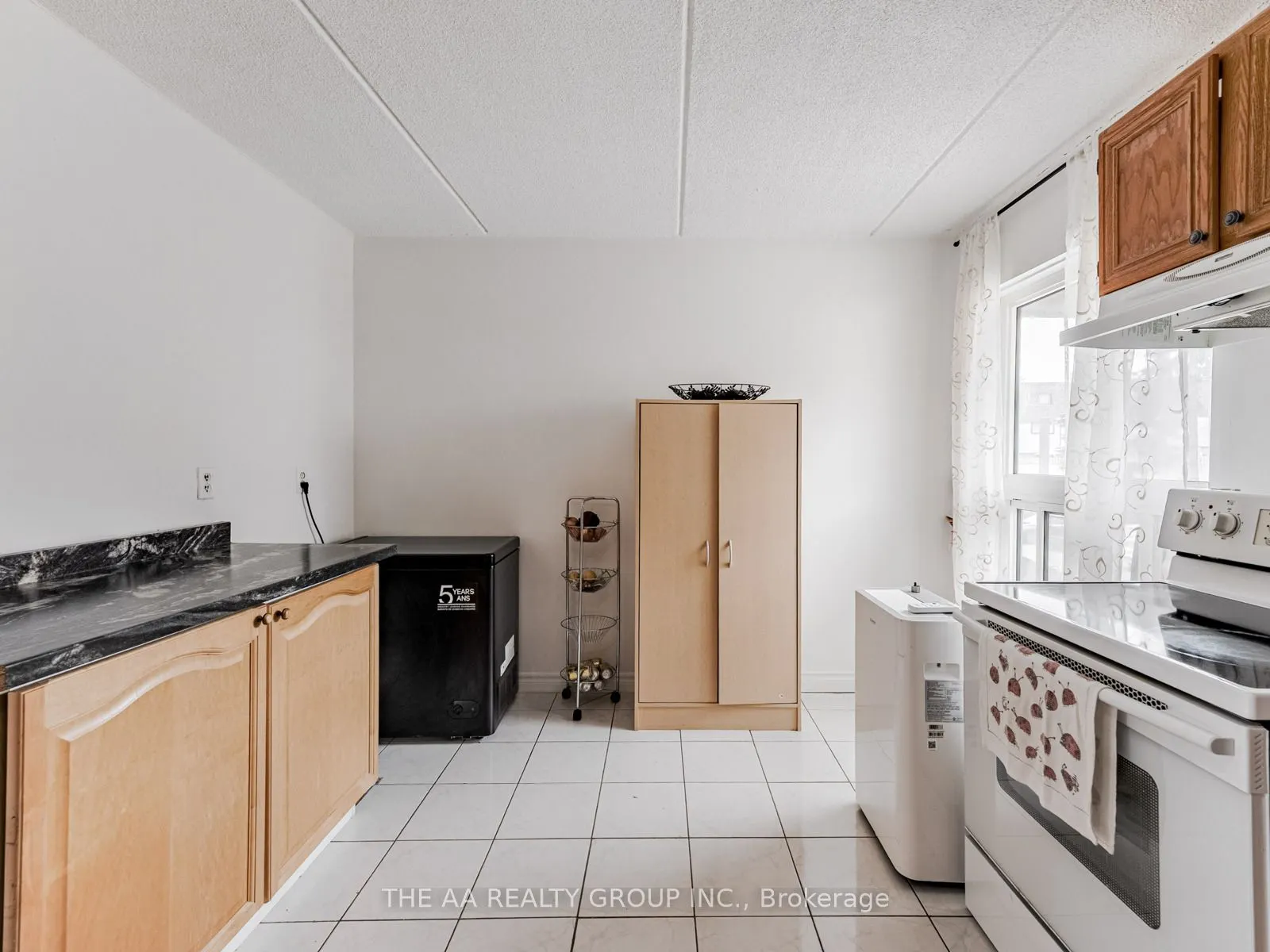 180 MIississauga Valley Road, #46