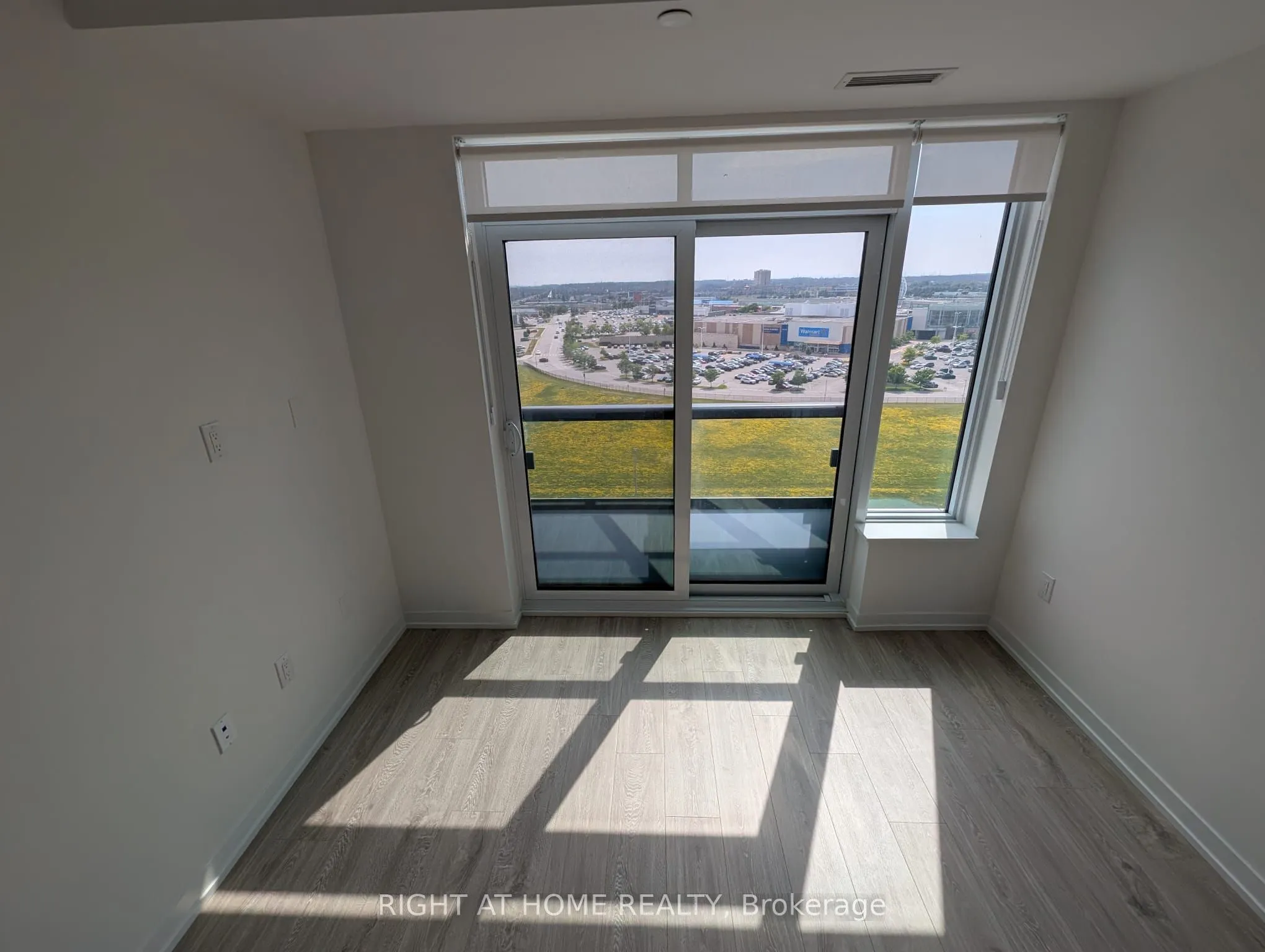 2485 Eglinton Avenue W, #1201