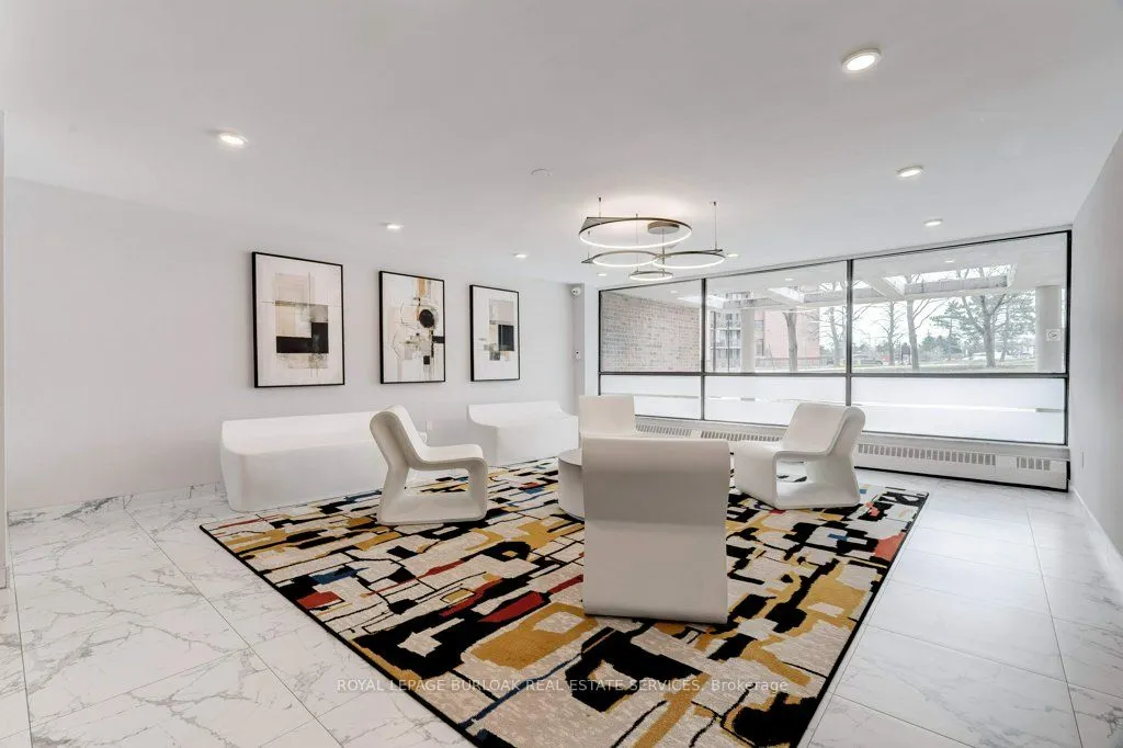 3501 Glen Erin Drive, #1009