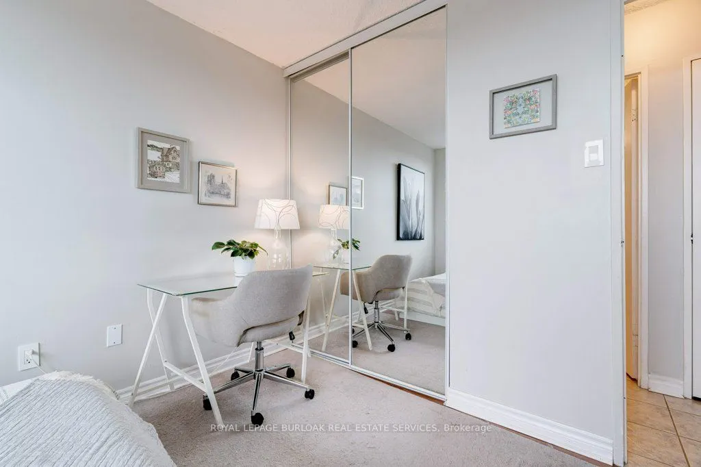 3501 Glen Erin Drive, #1009