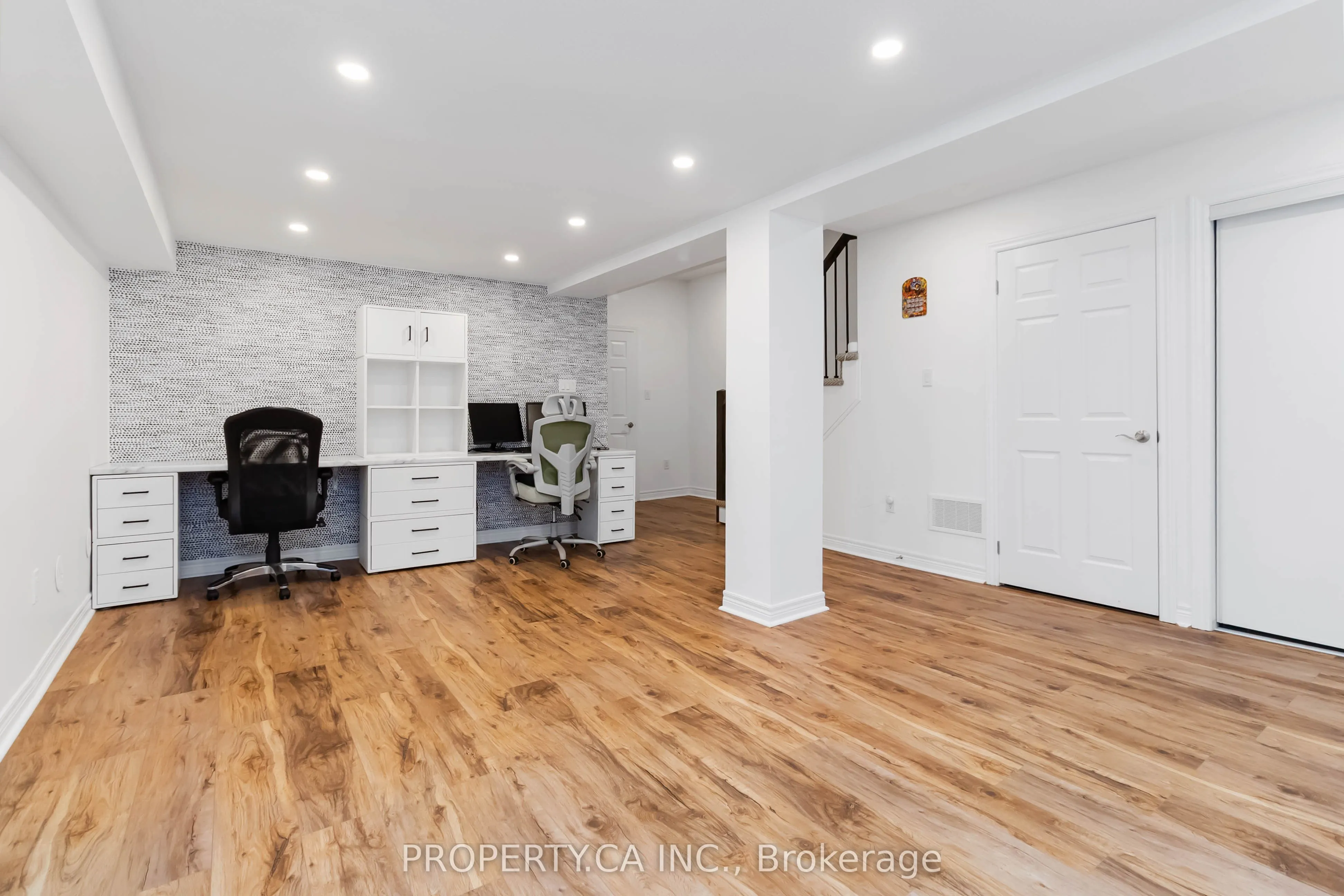 2280 Baronwood Drive #99