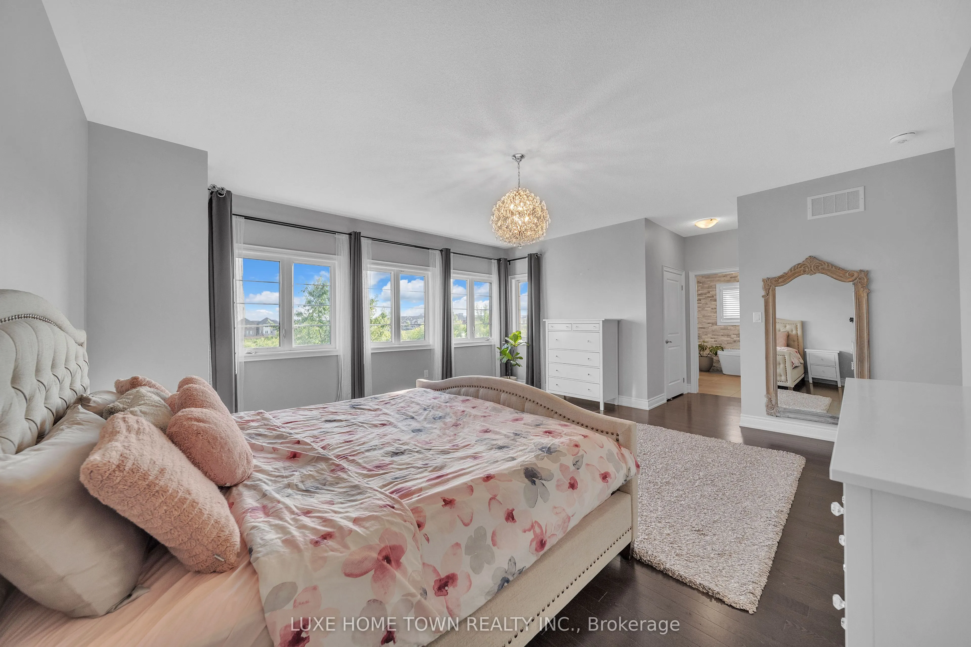 1310 Raspberry Terrace