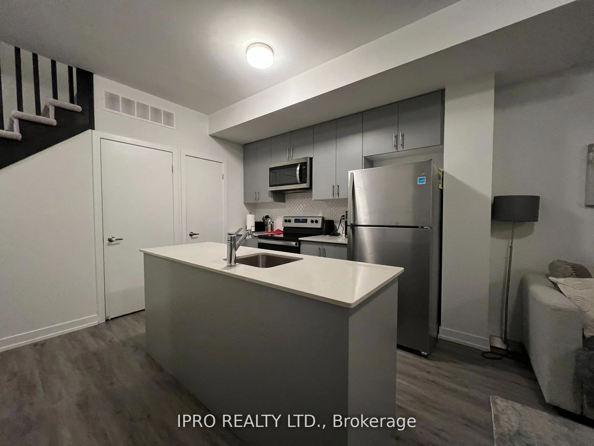 3562 Colonial Drive, #3