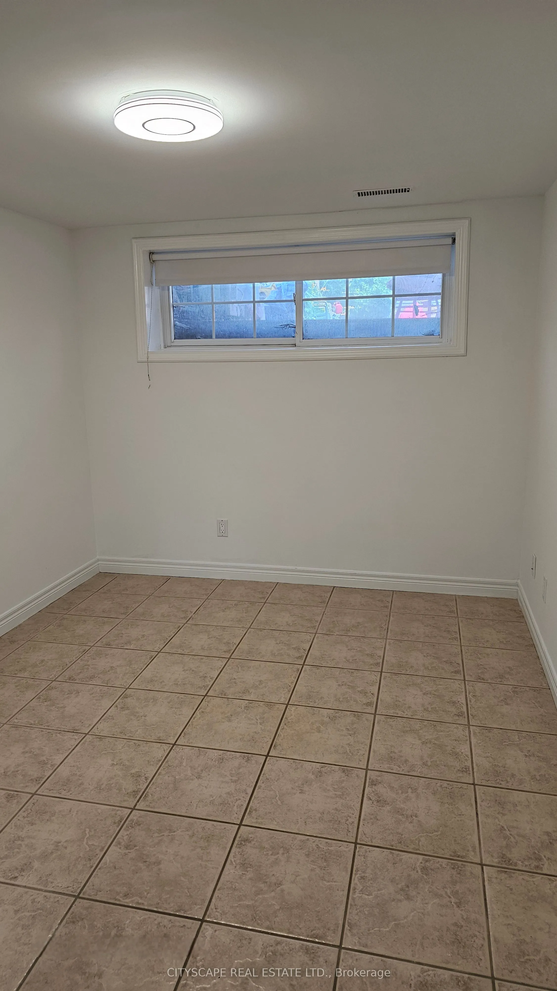 8 Garden Avenue