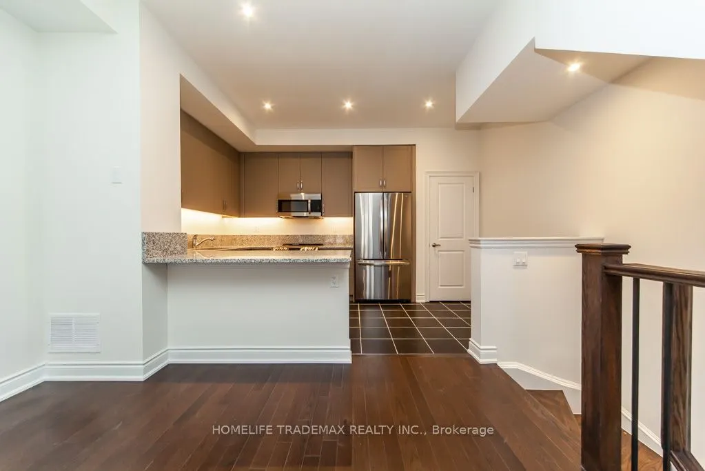 40 Lunar Cres Crescent, #70