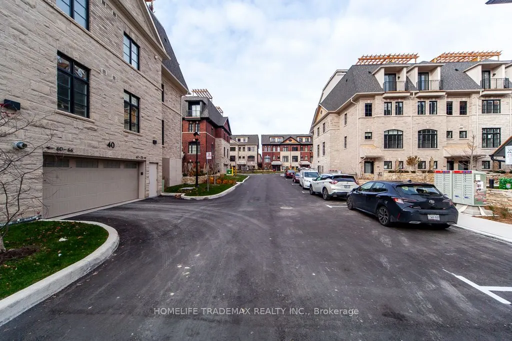 40 Lunar Cres Crescent, #70
