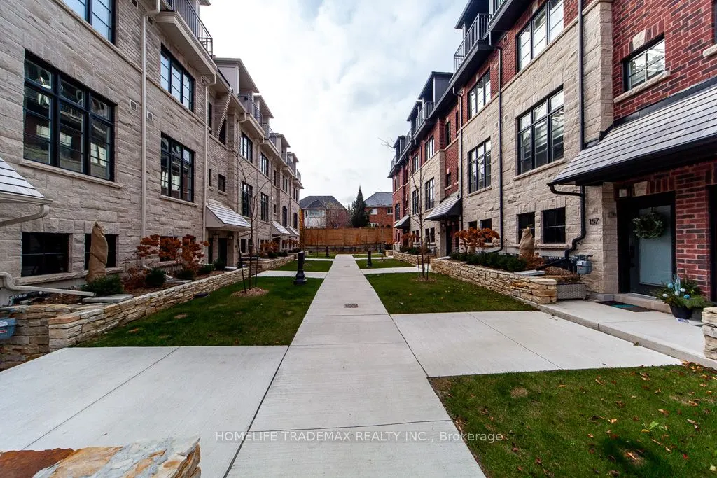 40 Lunar Cres Crescent, #70