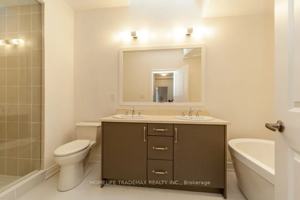 40 Lunar Cres Crescent, #70