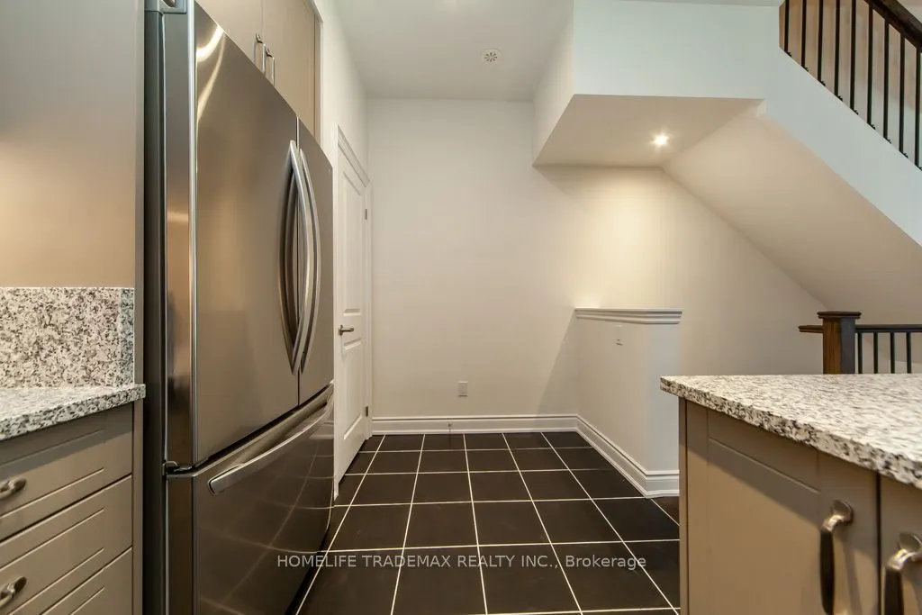 40 Lunar Cres Crescent, #70