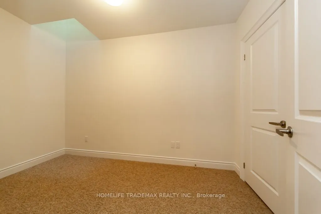 40 Lunar Cres Crescent, #70