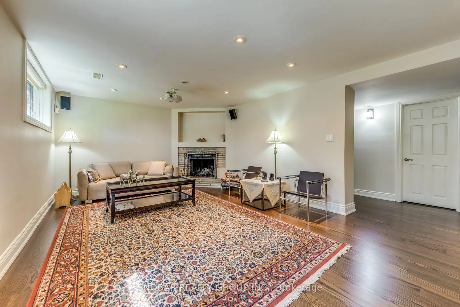 61 Brampton Road