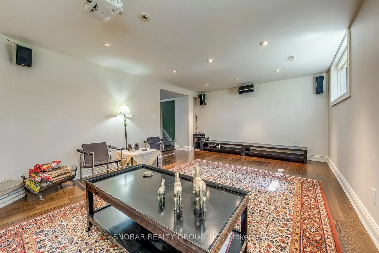 61 Brampton Road