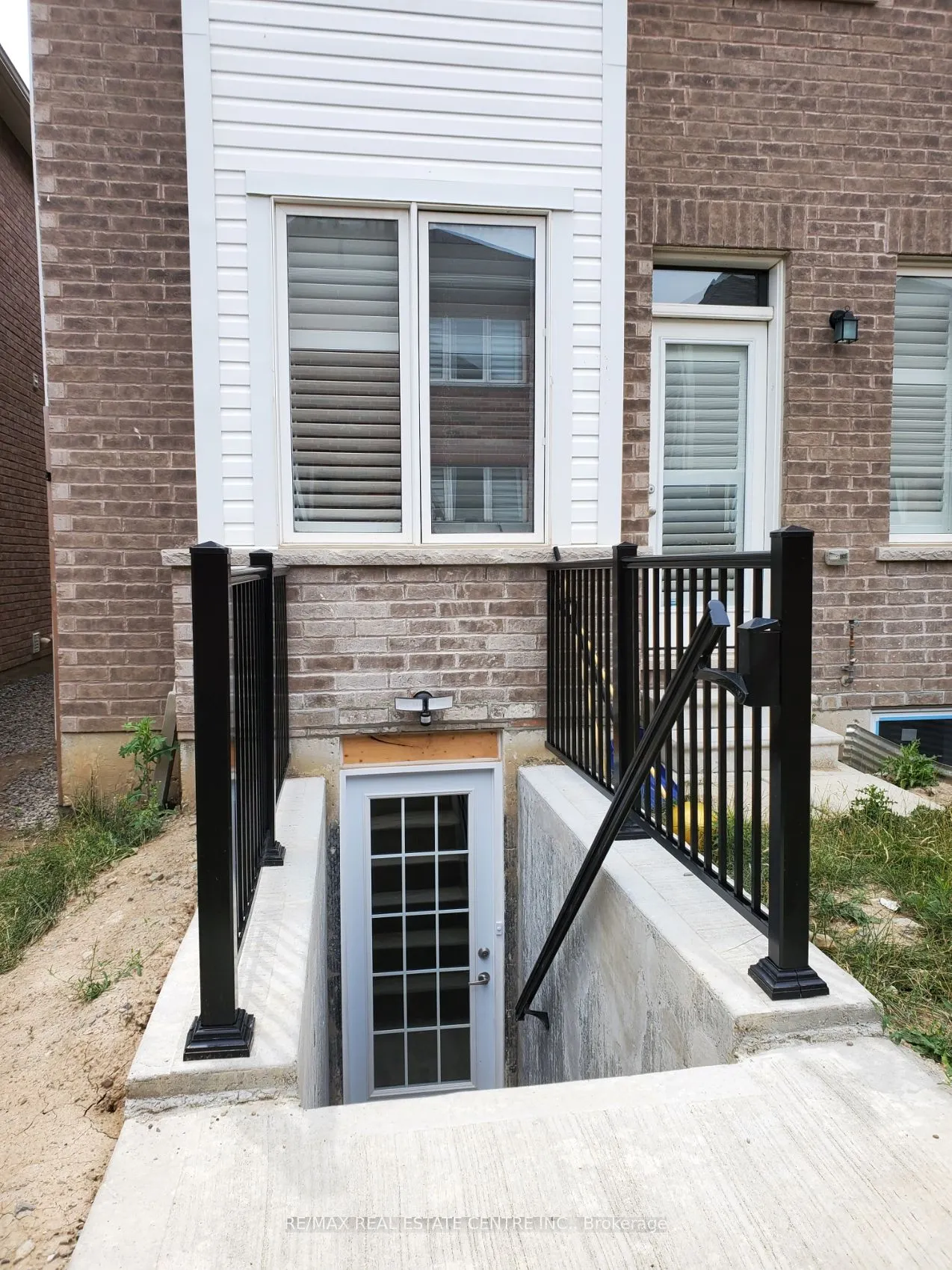 379 Trudeau Drive
