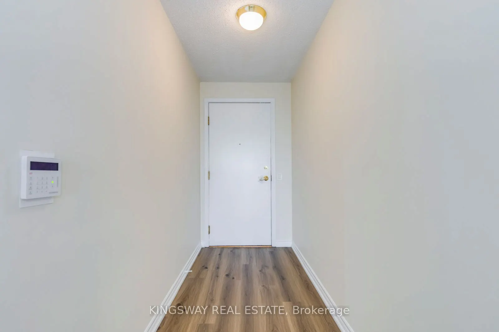 35 Kingsbridge Garden Circle, #708
